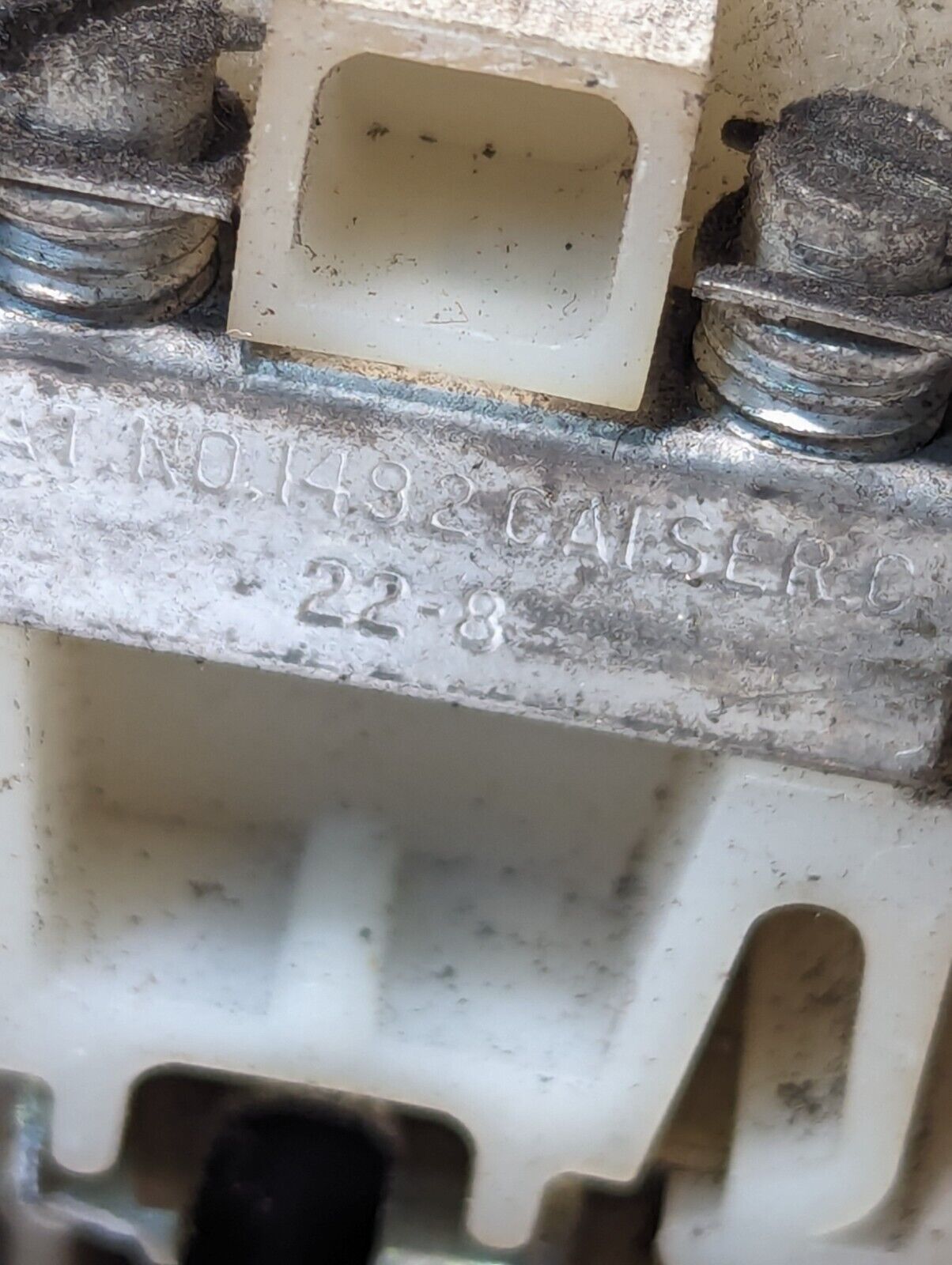 Lot of 4 DIN Rails of Approx. 100 Allen Bradley 1492-BUL Terminal Blocks Total