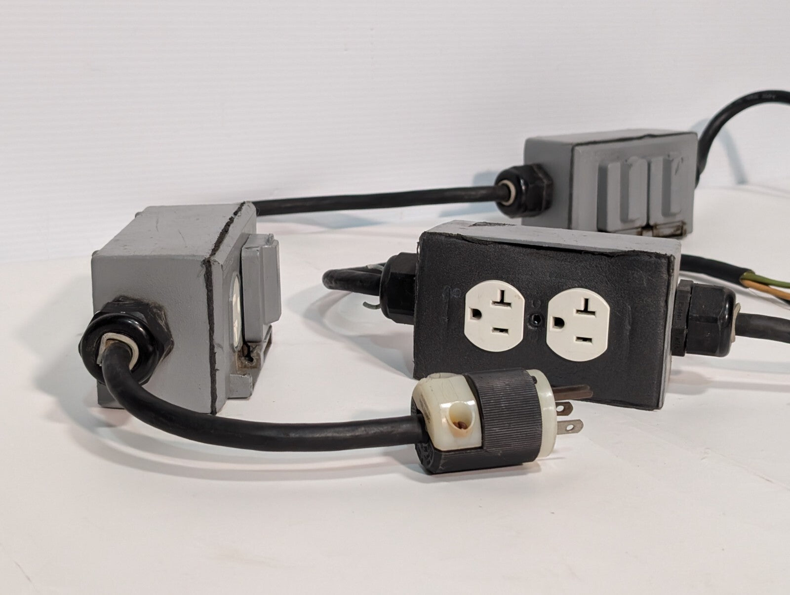 String of 4 Parallel Weather Proof Horizontal Duplex Power Outlet Receptacles
