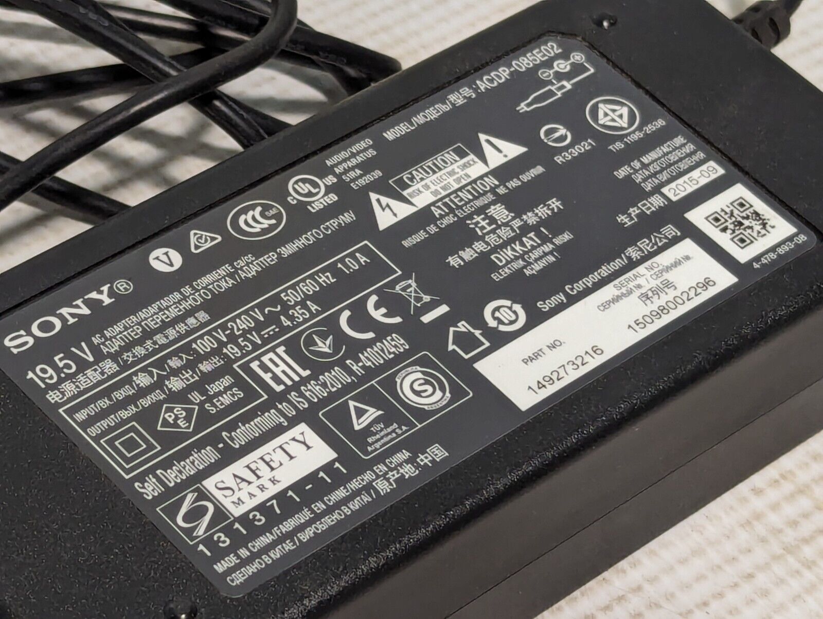 Sony ACDP-085E02 Adapter 19.5-4.35A - Free Shipping