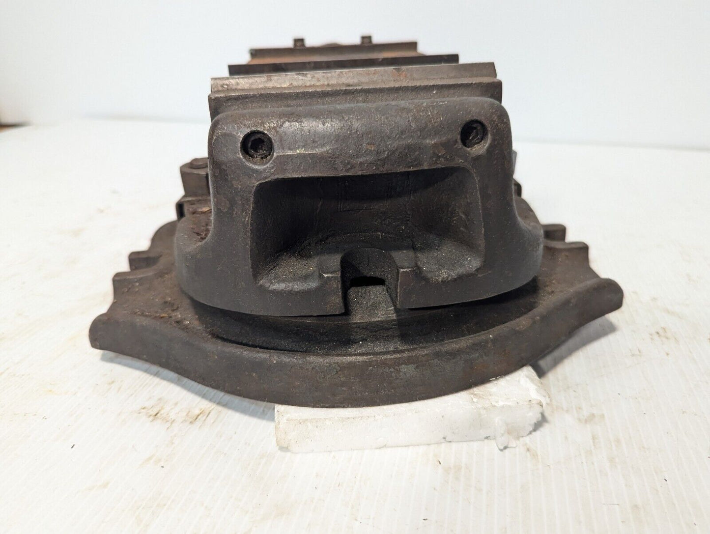 Unbranded milling machine vise, 6 inch, some corrosion - Free Shipping