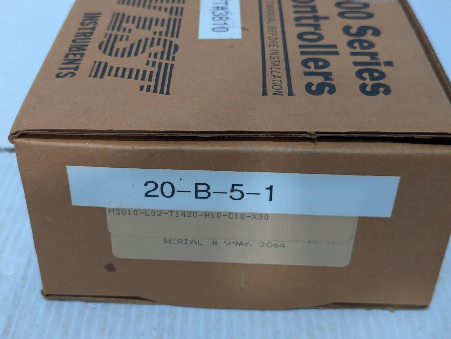 West Instruments M3810 L02 T1418 00 H10 Temperature Controller - Free Shipping