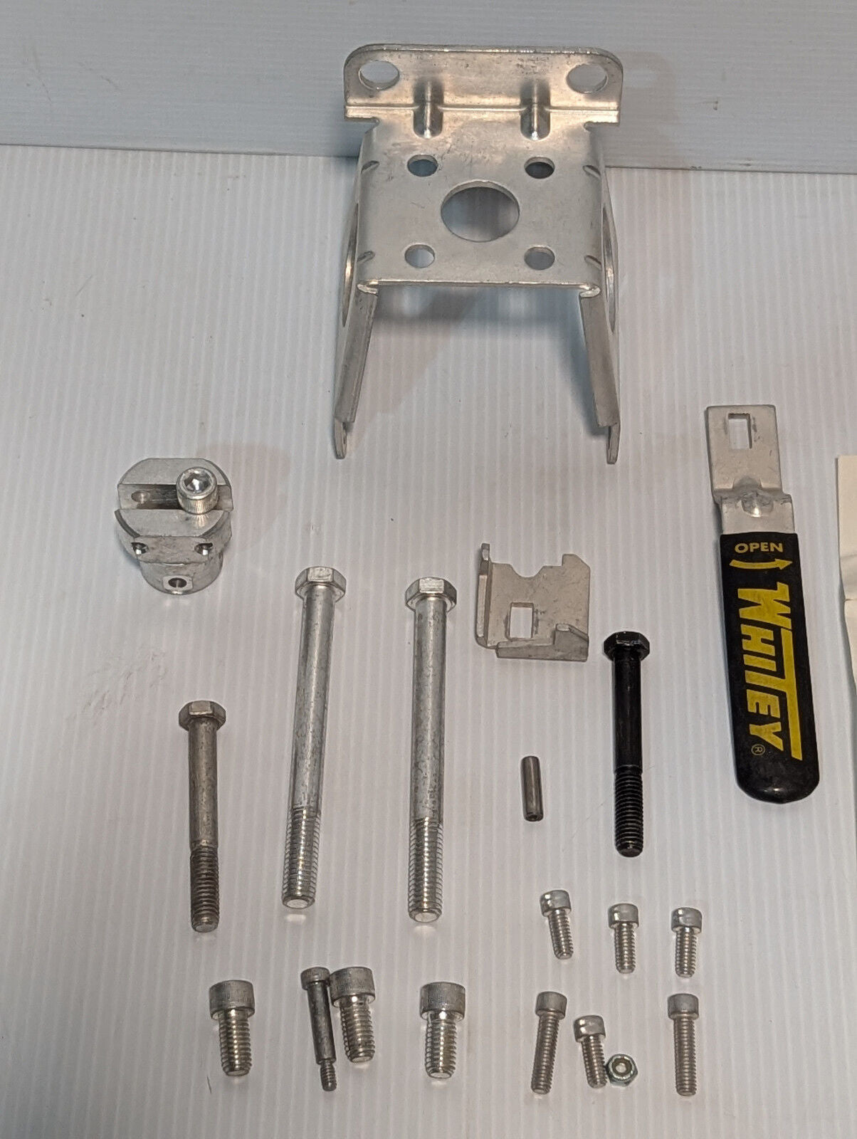 Whitey Co. MS-MB-68 Actuator Mounting Bracket Kit 68 series -Free Shipping