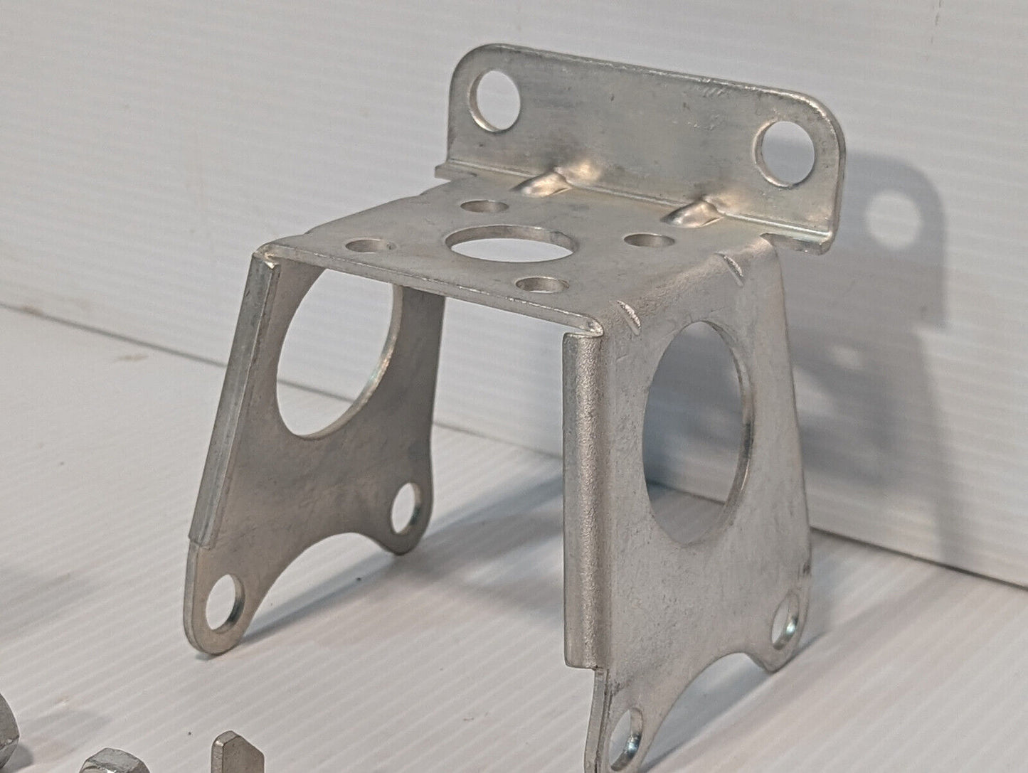 Whitey Co. MS-MB-68 Actuator Mounting Bracket Kit 68 series -Free Shipping