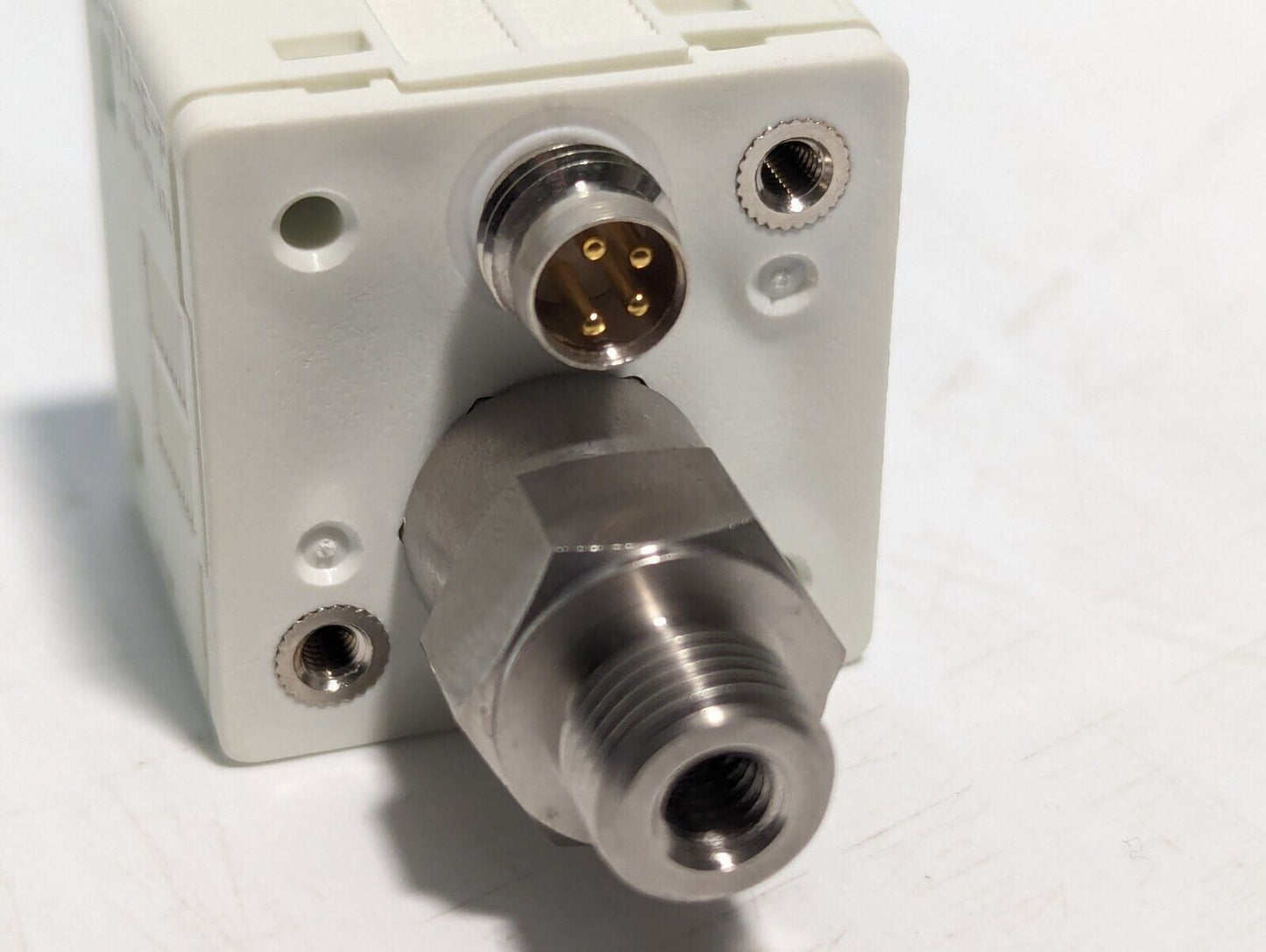 SunX DP-100 DP-111-E-P Digital Pressure Sensor, 12-24VDC, 1/8NPT - Free Shipping