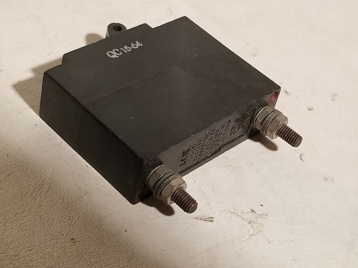 Wood Electric 122-070-101 circuit breaker, 0.7A, 250VAC, 60Hz, curve 4, 1 pole