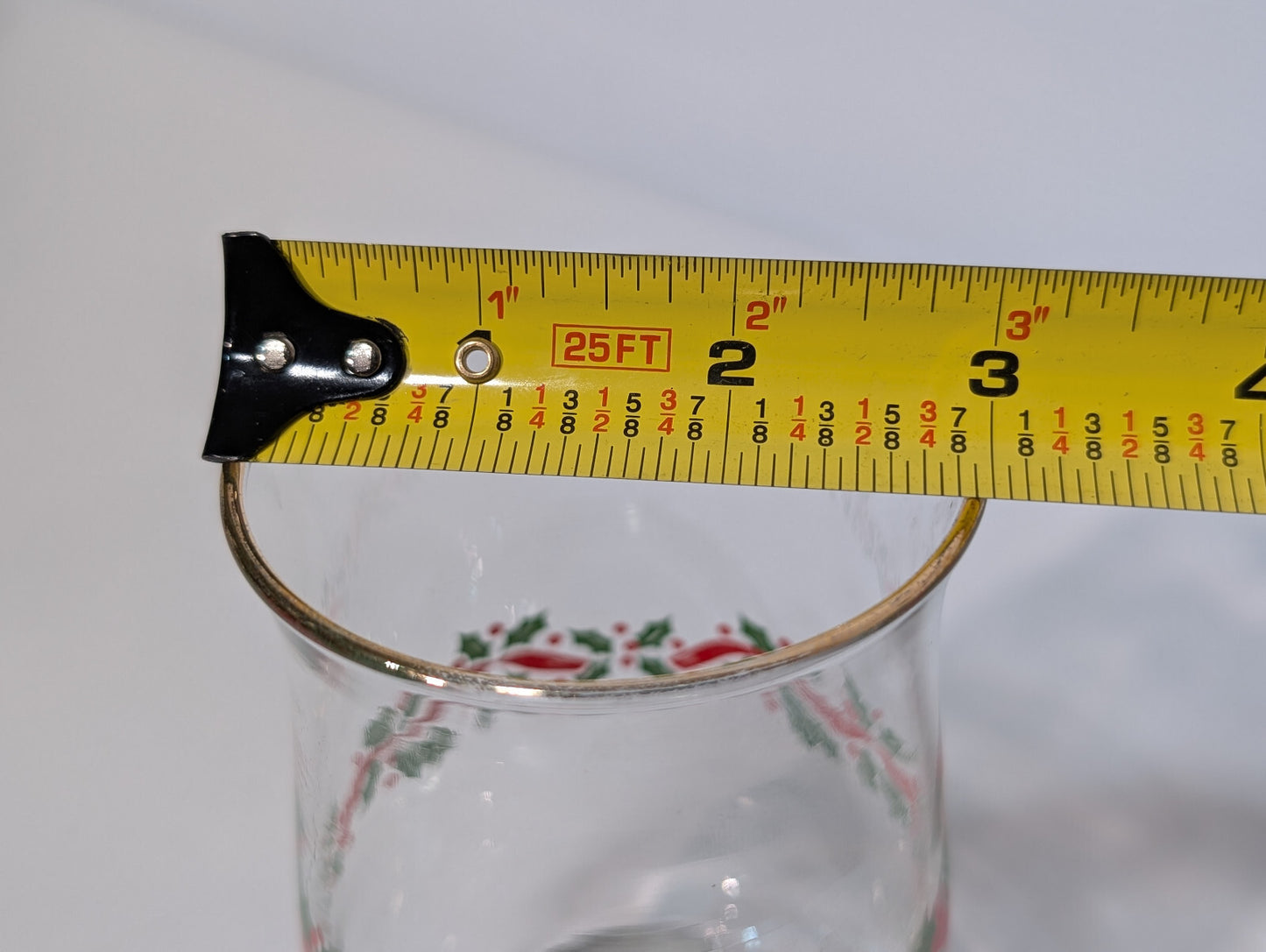 Vintage 70s Libby Holly Berry Christmas Drinking Glass Cup Gold Metallic Festive