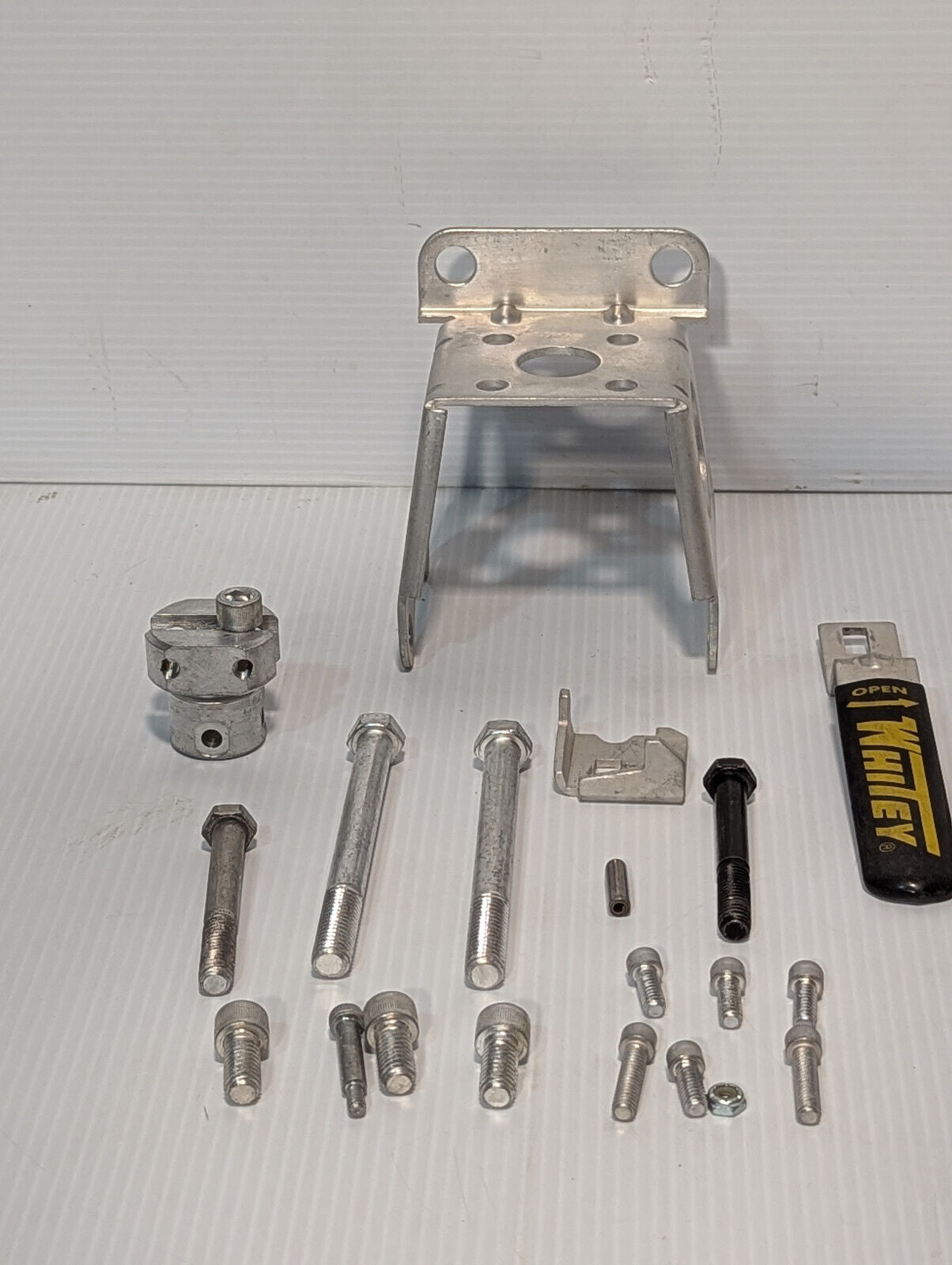 Whitey Co. MS-MB-68 Actuator Mounting Bracket Kit 68 series -Free Shipping