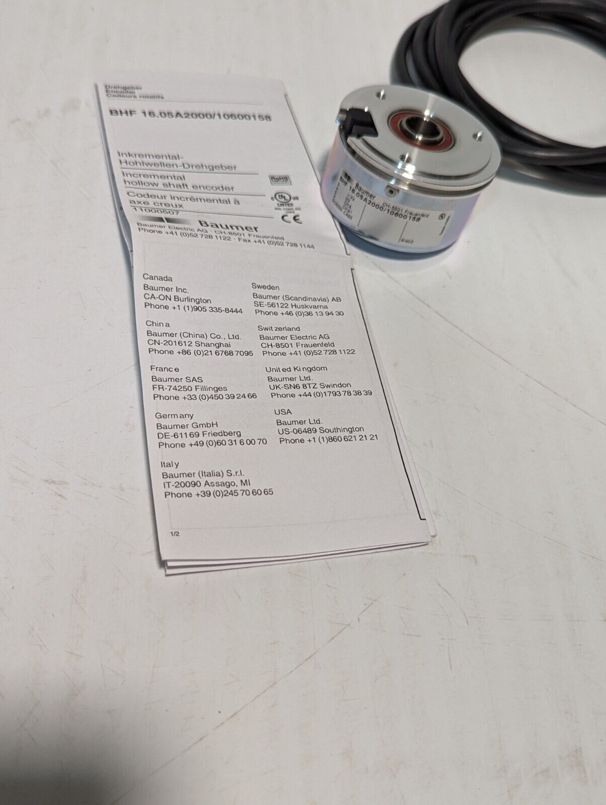 Baumer CH-8501 BHF 16.05A2000/10600 158 Optical Rotary Encoder - Free Shipping