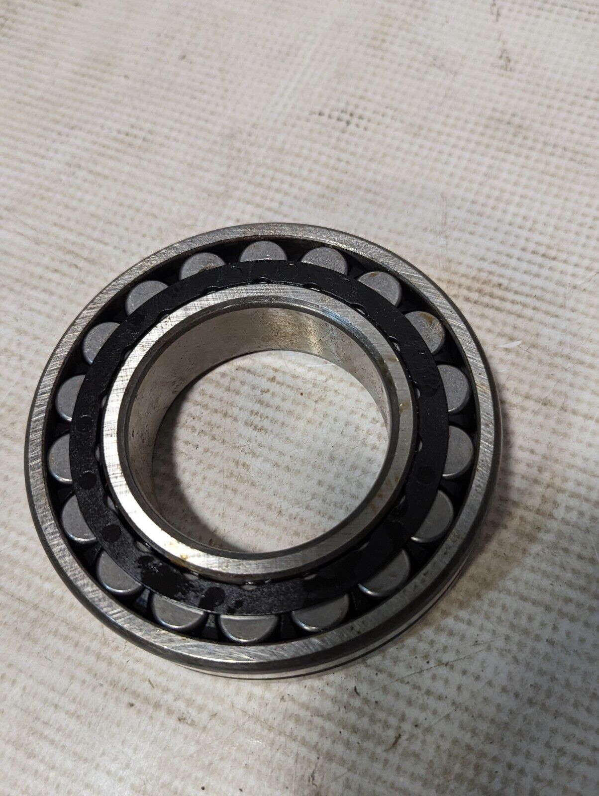 Torrington/Fafnir Bearing 2221 UCFW33 - Free Shipping