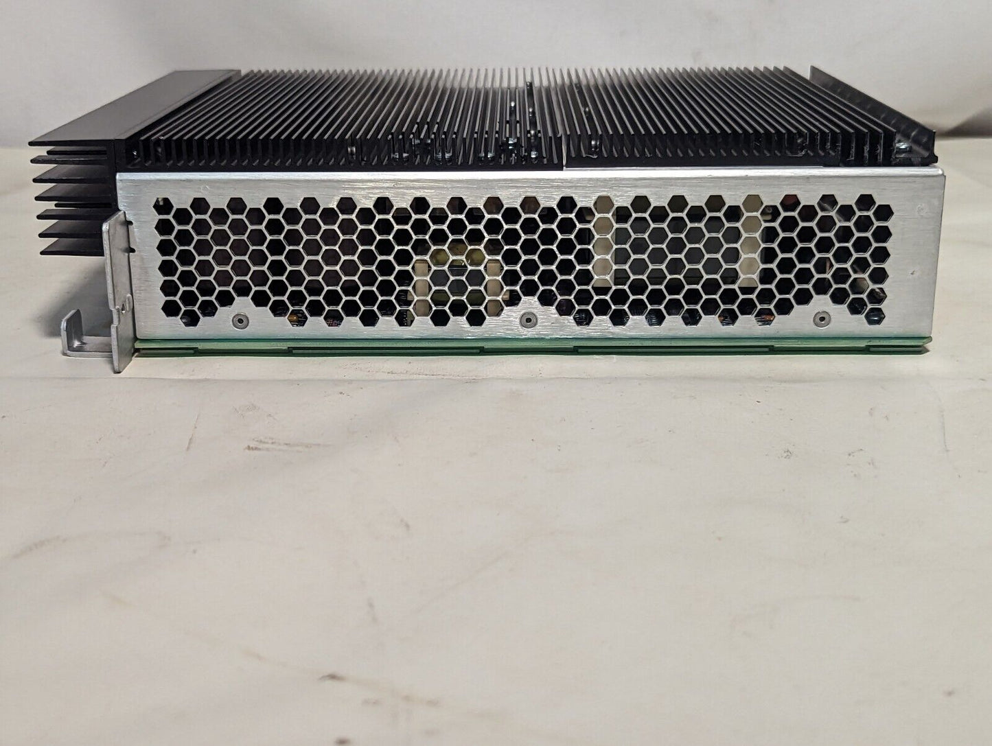 Onan 3-70564-0000 DC power supply, output 48VDC, input 115/230VAC