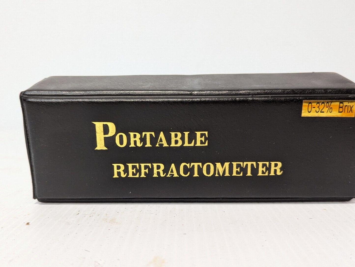 Westover RHB-32 handheld Brix refractometer with case as pictured -Free Shipping