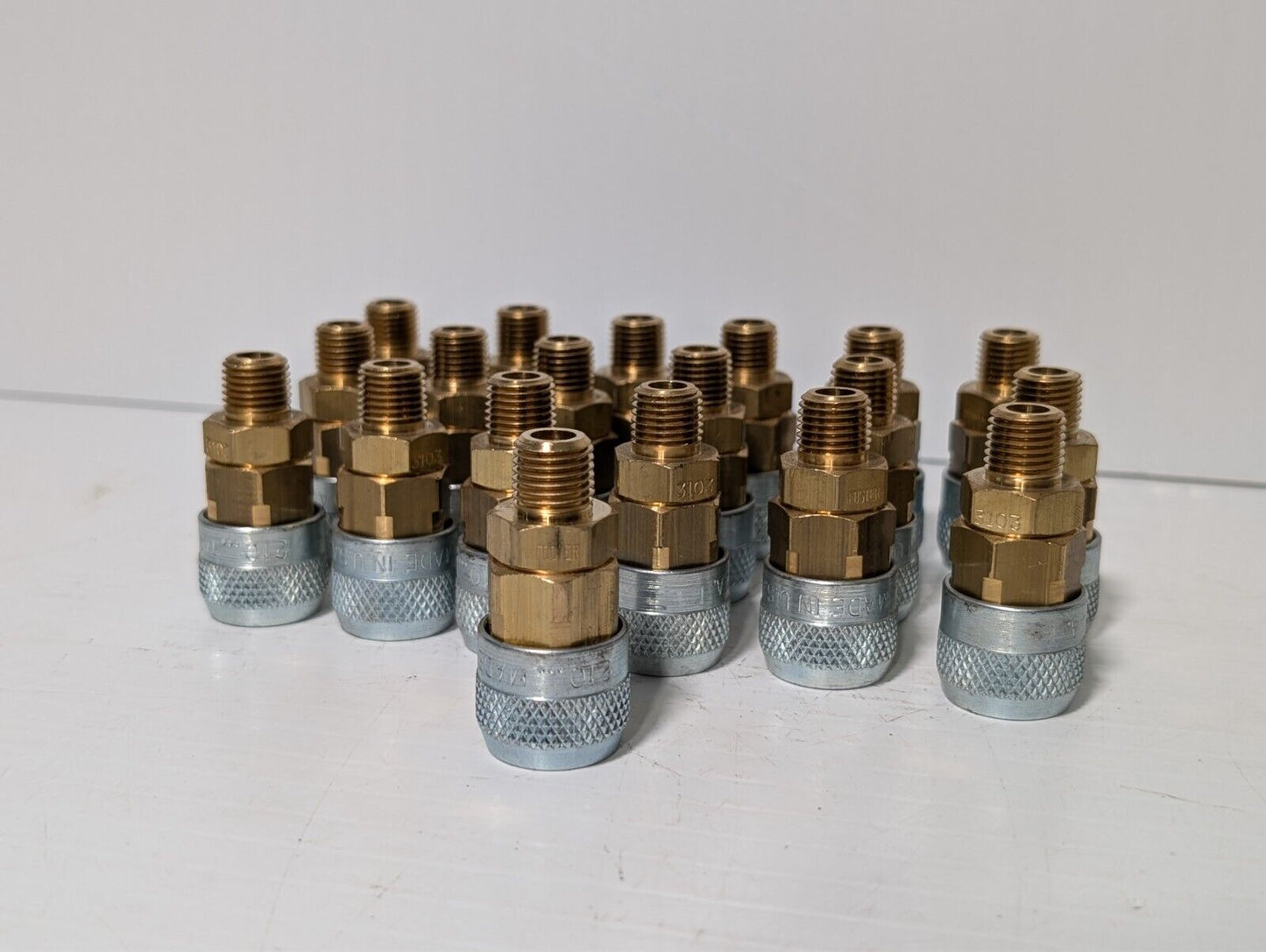 (19) ARO 210 Air Hose Fittings 1/4" NPT Automatic Coupler Quick Connect 210-3103