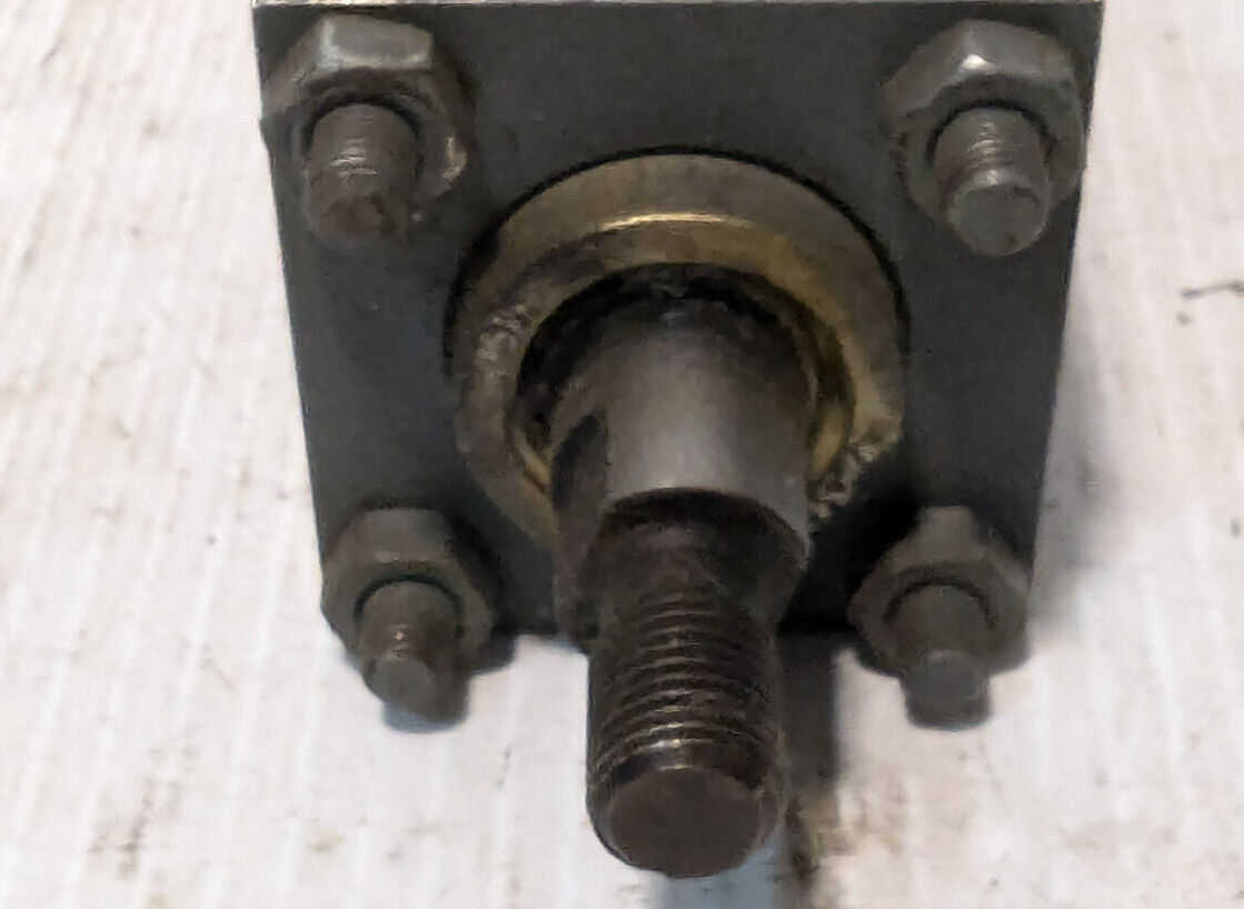 Miller B A 61R2N Pneumatic Cylinder 250 PSI, 4 stroke, 1 1/2 bore, 5/8 rod diam.