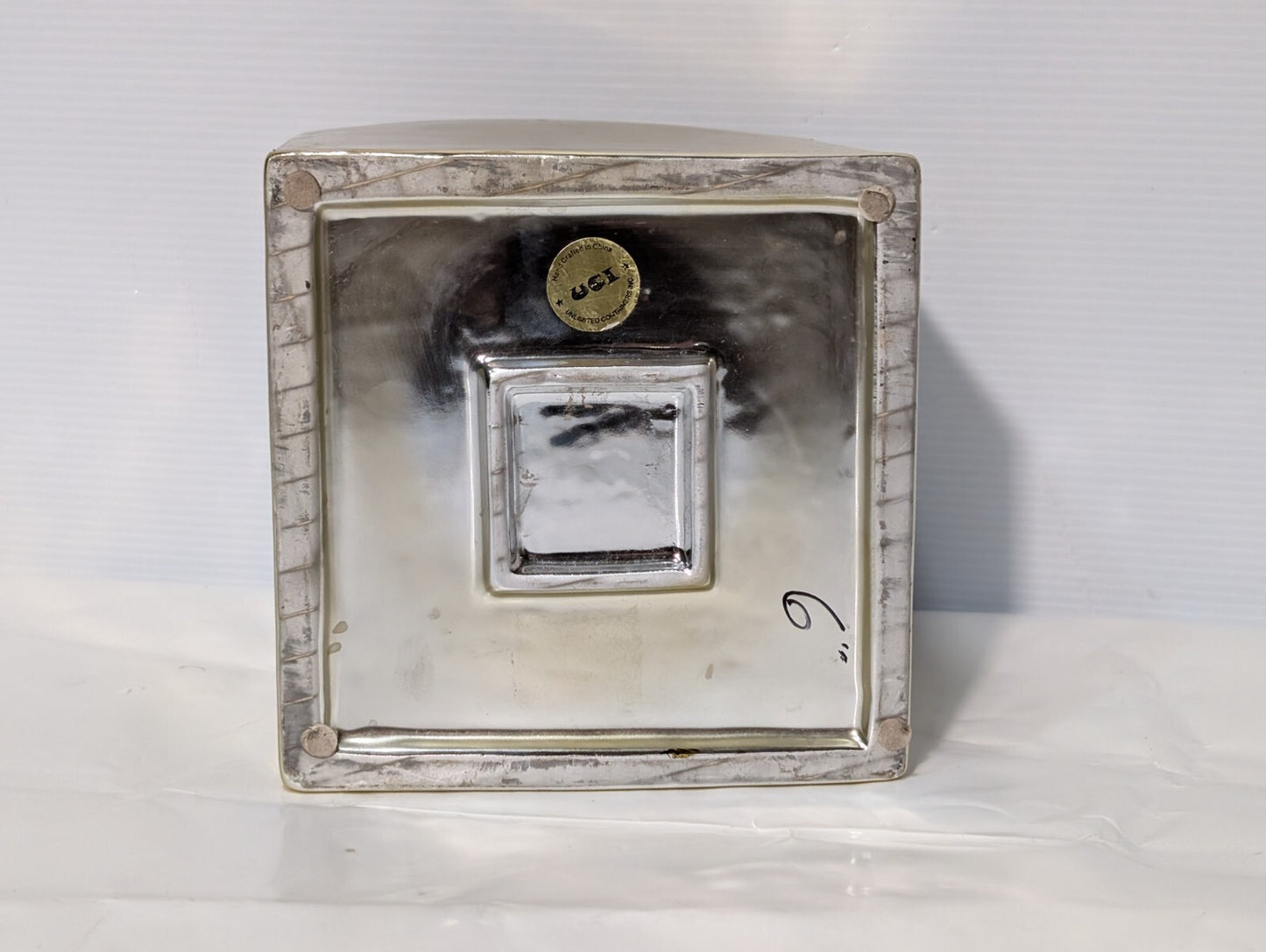 UCI Handcrafted Square Planter, Gold, 7.5" Wide x 7.5" Deep x 6.5" Tall