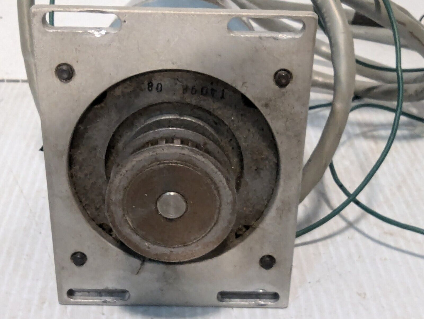 Superior Electric M092-FF-402E Slo-Syn Synchronous/Stepping Motor 213803 4DC 4A