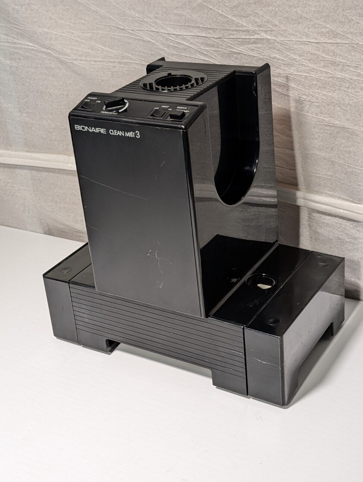 Bionaire Clean Mist CM-3 Vaporizer / Humidifier 1400 sqft 3 Gallon