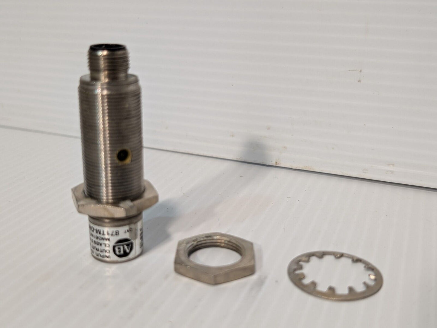 Allen Bradley 871TM-DH8NP18-D4 Inductive Proximity Sensor, Series. A