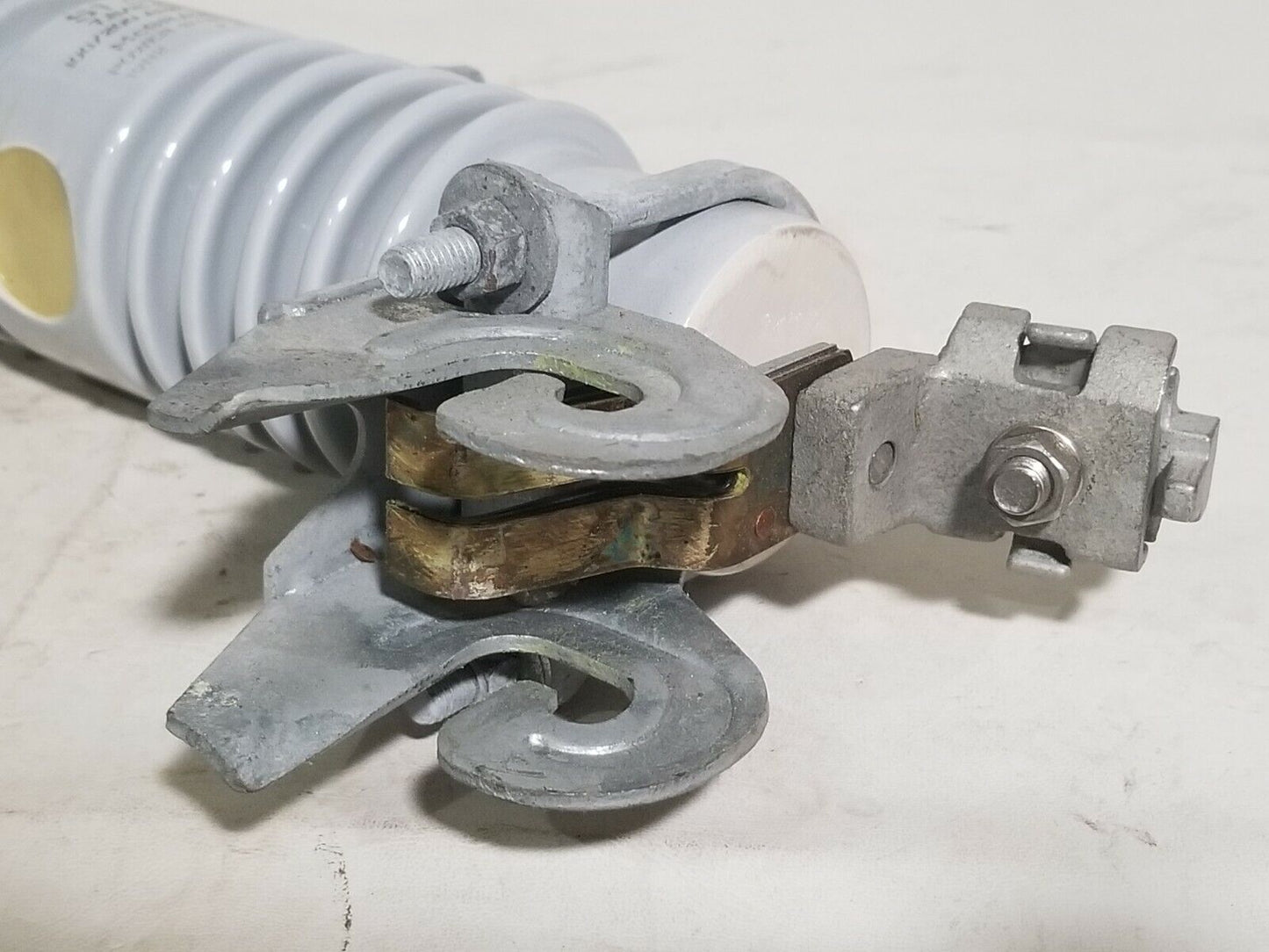 McGraw-Edison S1 Cutout 7.8/15kV GRD. Y 100/200A 95KV B.I.I. - Free Shipping