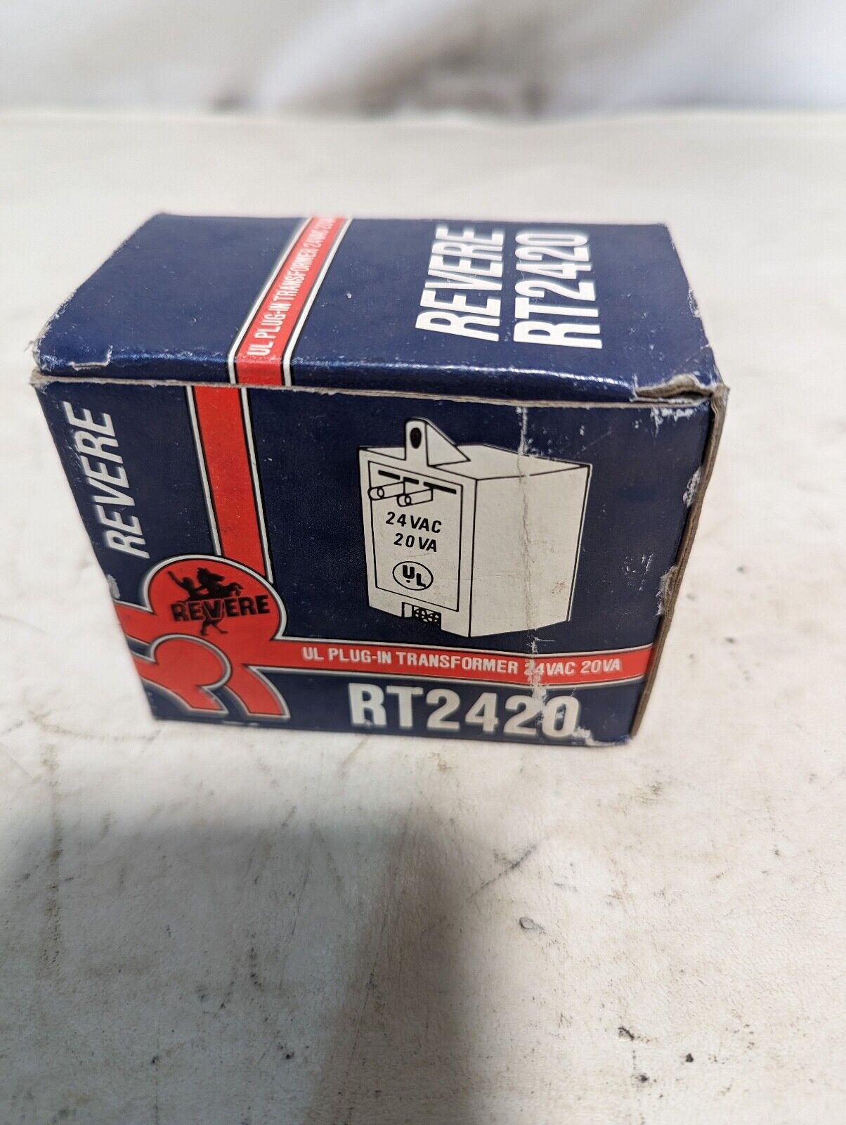 Revere RT2420 UL Plug-in Transformer 24VAC 20 VA