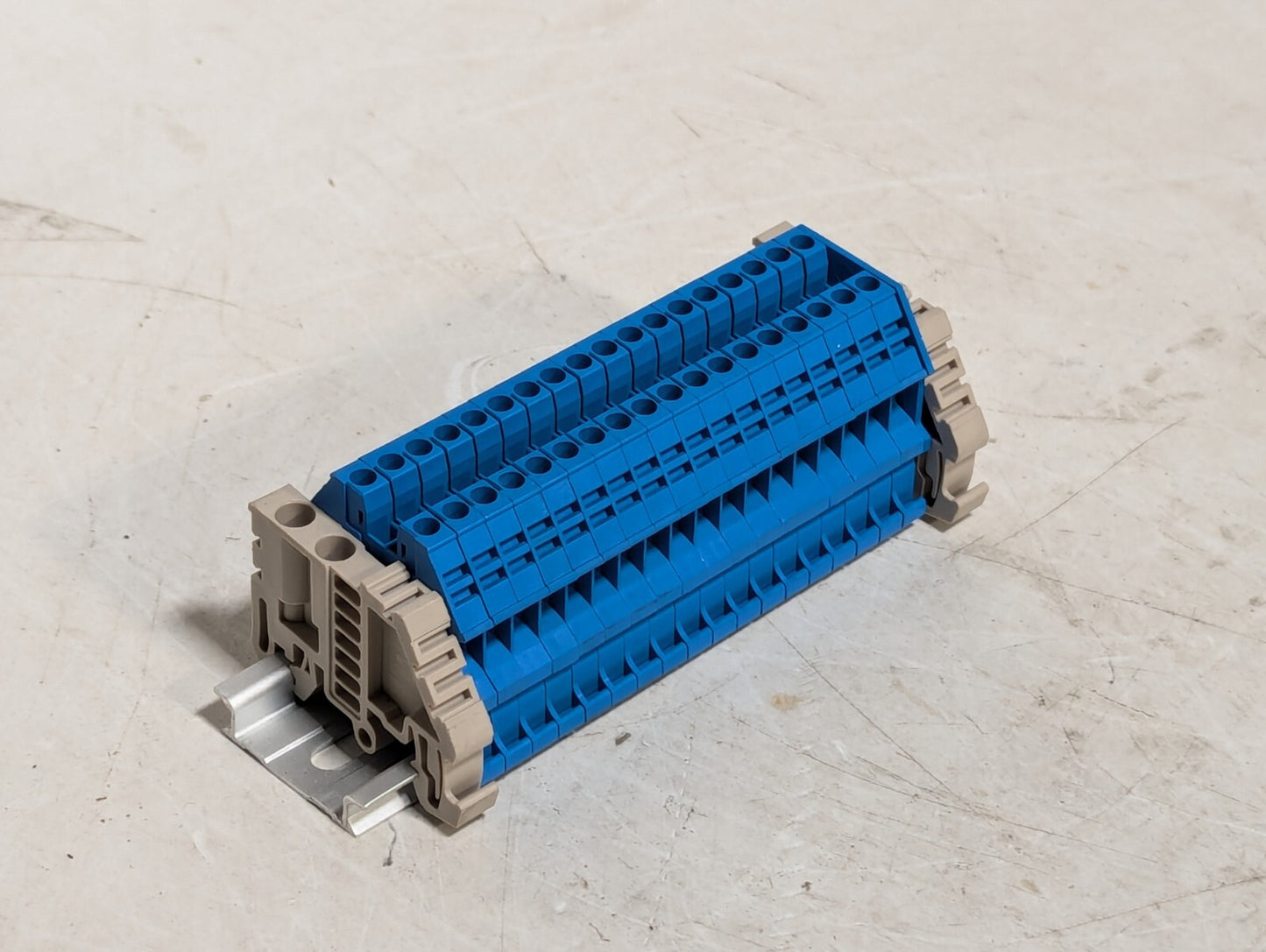 18 Gang Box Connector DIN Rail Terminal Blocks