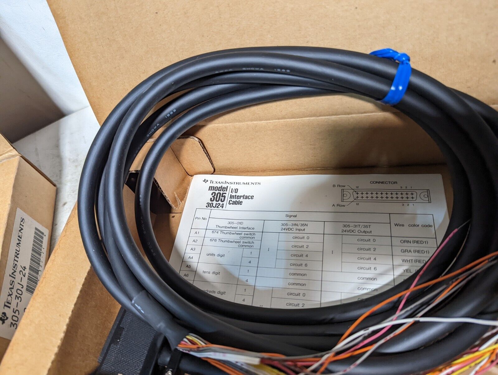Texas Instruments 305-30J-24 interface cable, 8909