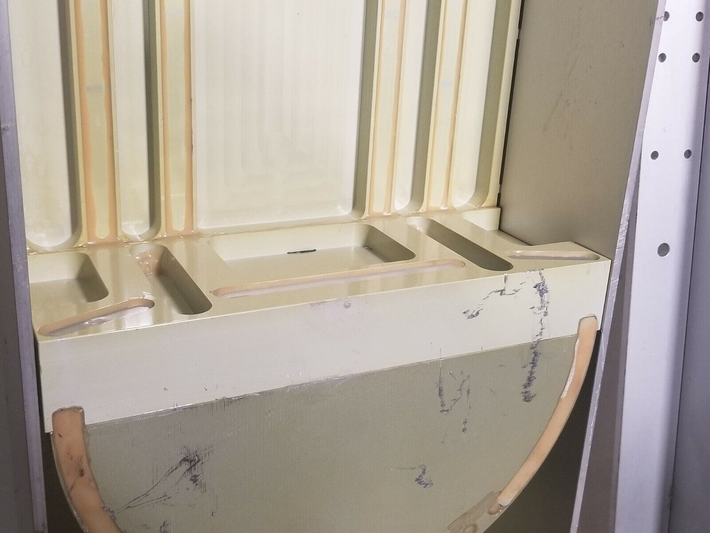 Custom film deposition system, aluminum, from Virginia Tech chemistry department