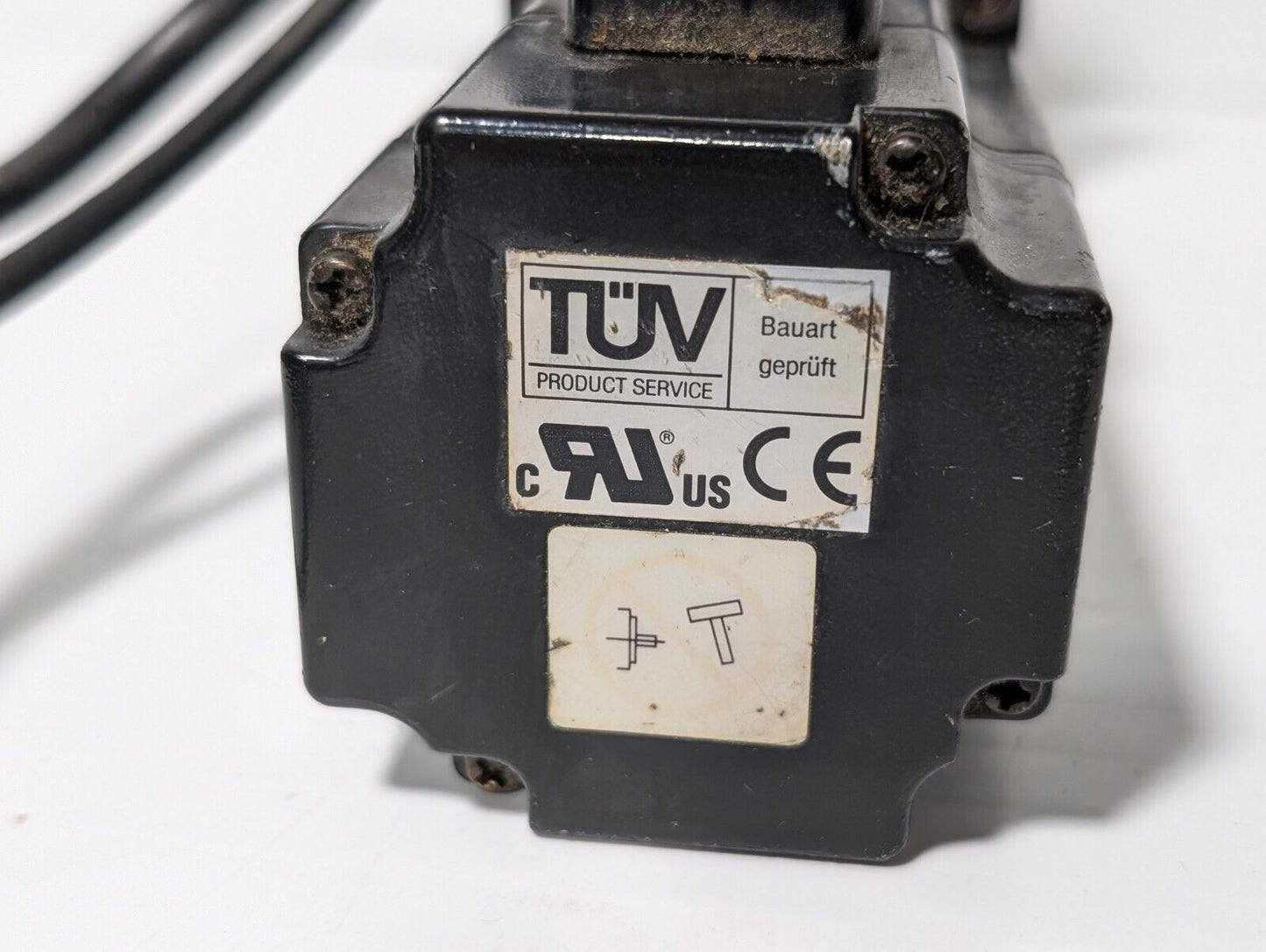 Yaskawa SGMAH-02BAF41 servo motor with SGDH-02BE servopack, CGI 023PLX0280-XX-01