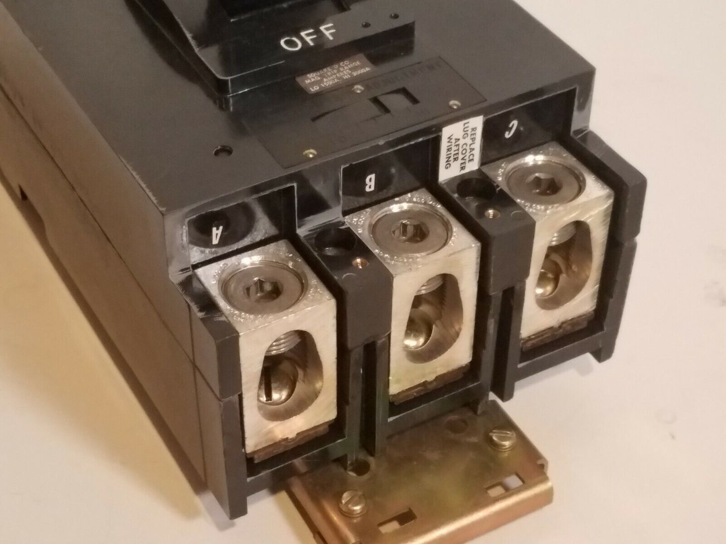 Square D LA3300 3 pole 300A 240VAC