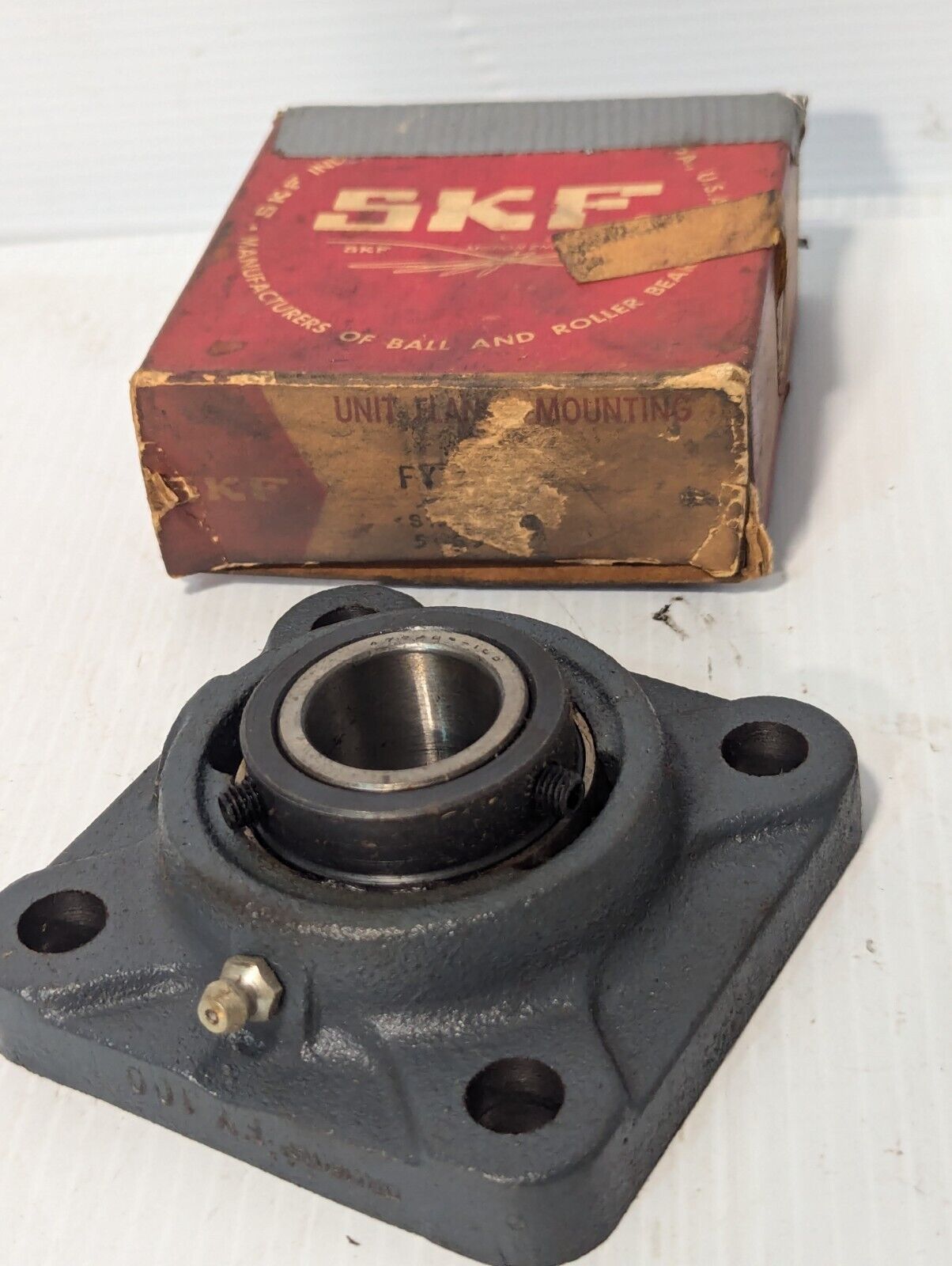 SKF FY100 Flange Mount Bearing, 4 Bolt, 1" Bore - Free Shipping