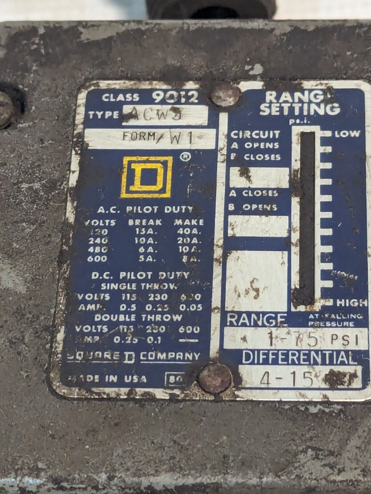 Square D 9012 ACW-5 Pressure Switch, Range 1-75psi, Differential 4-15psi