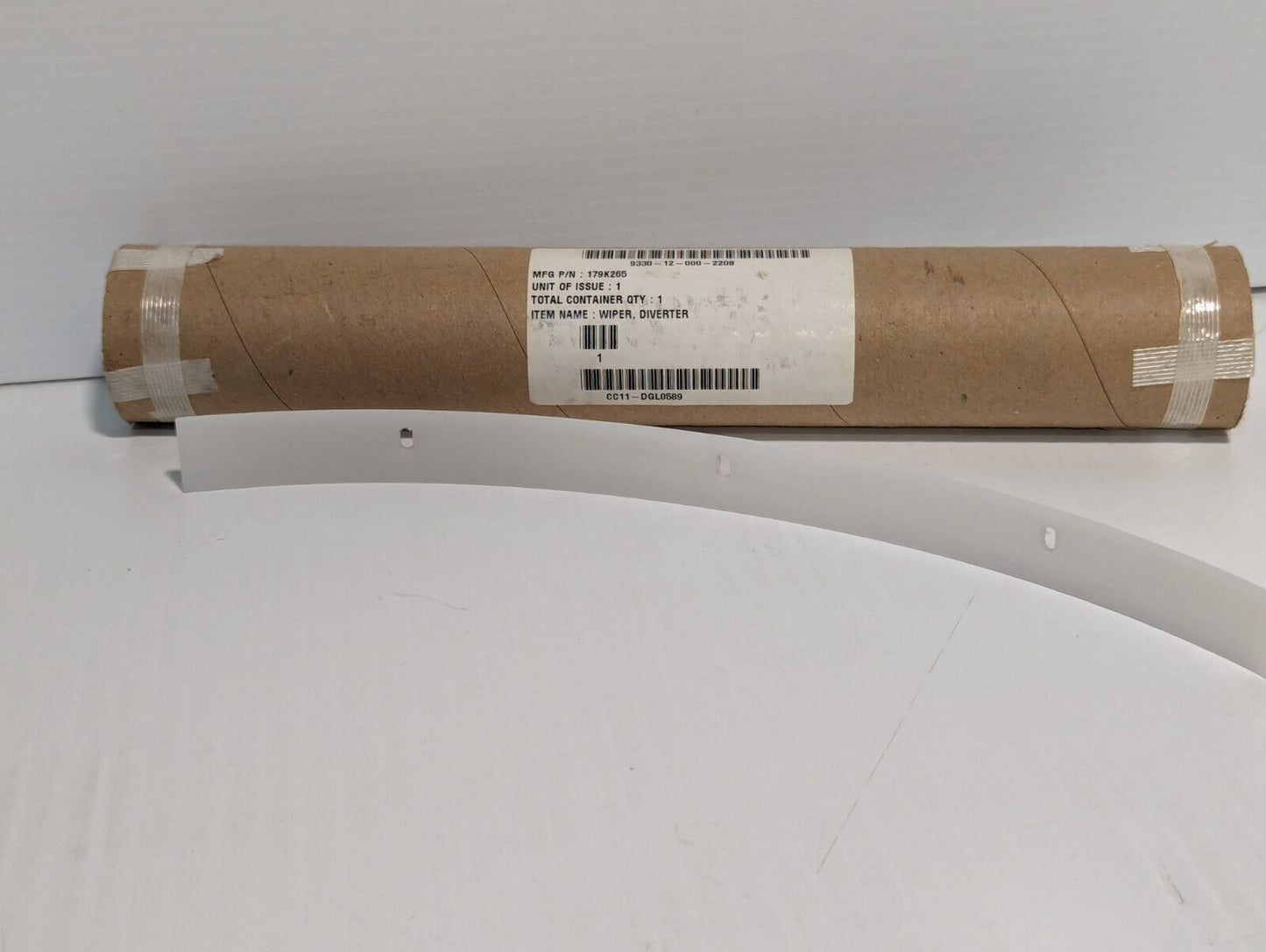 179K265 Wiper Diverter 9330-12-000-2208 - Free Shipping