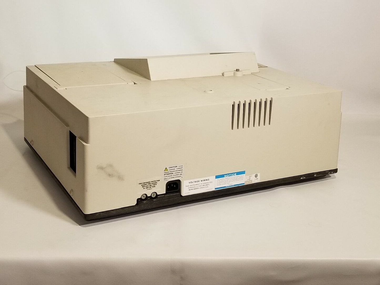 Beckman DU-64 Spectrophotometer with Protein Assay Soft-Pac Module
