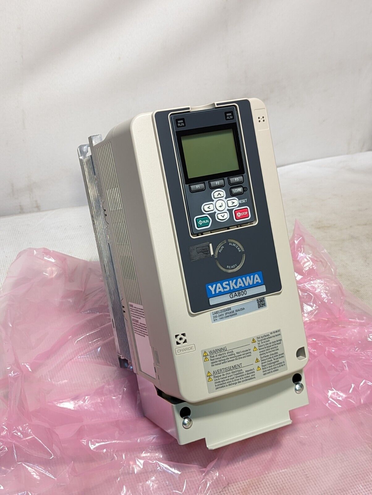 Yaskawa GA80U2030ABM AC drive, GA800, 200-240V, 3 phase, 7.5kW output, for indus