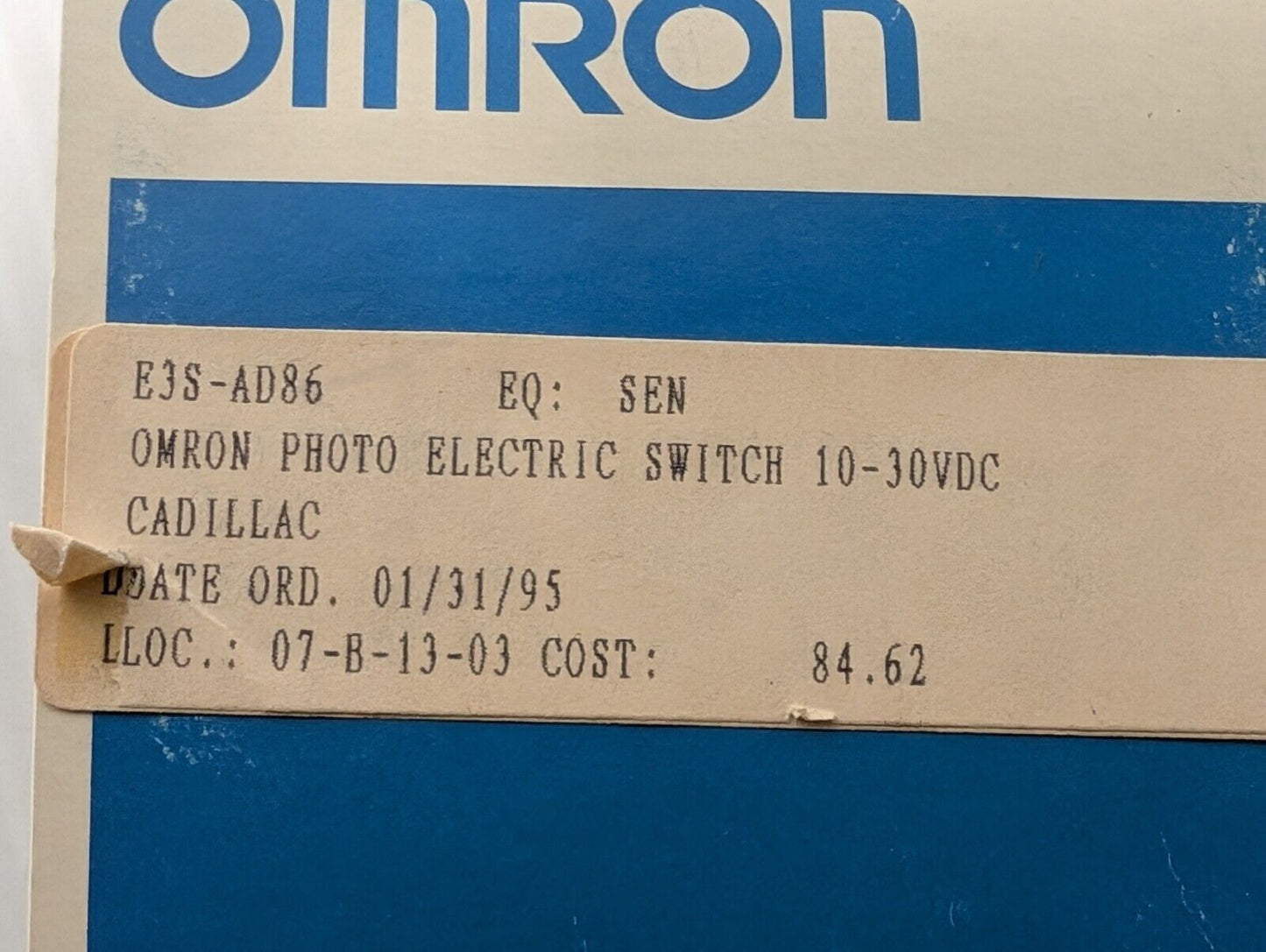 Omron E3S-AD86 Photoelectric Switch Sensor 10-30V DC - Free Shipping