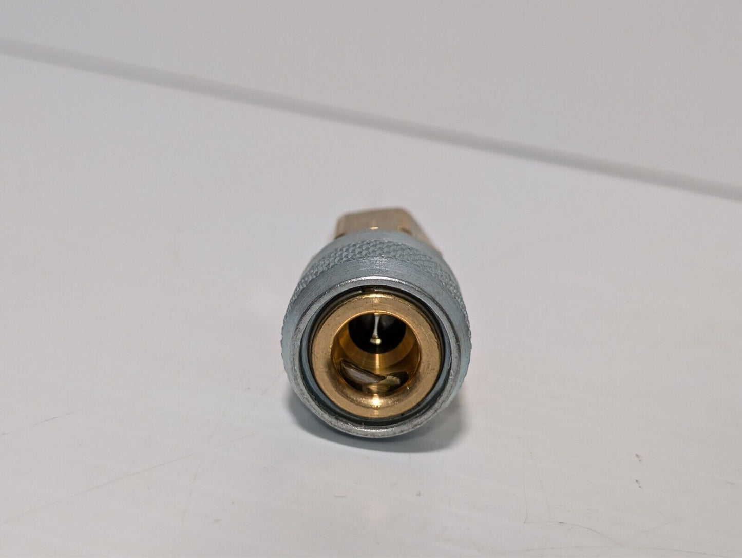 (24) ARO 210-3003 Air Hose Fittings 1/4" NPT Automatic Coupler Quick Connect