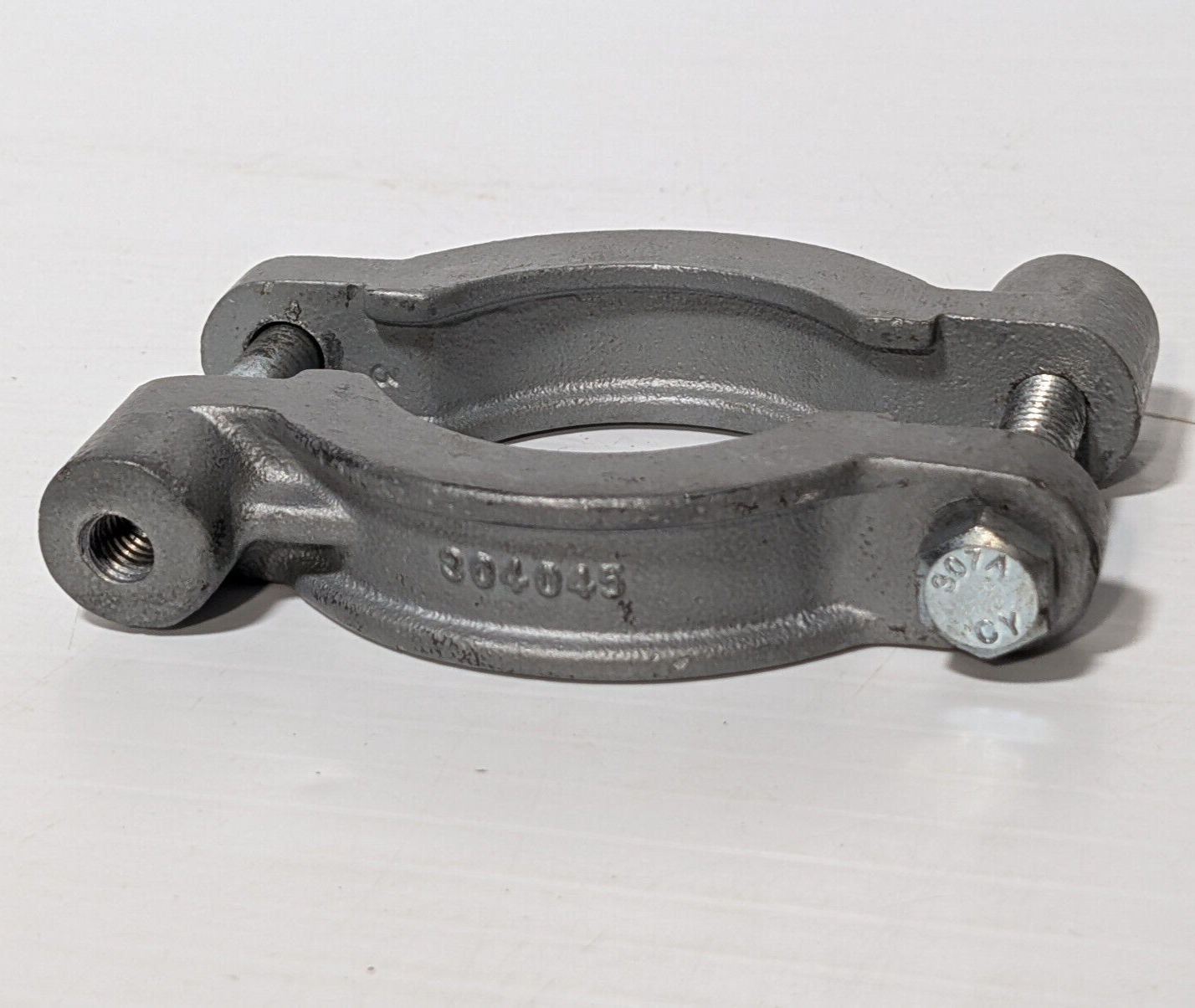 304045 Double Bolt, 2", Hose Clamp Assembly, Inner Dual Grip Ridge, Heavy Duty