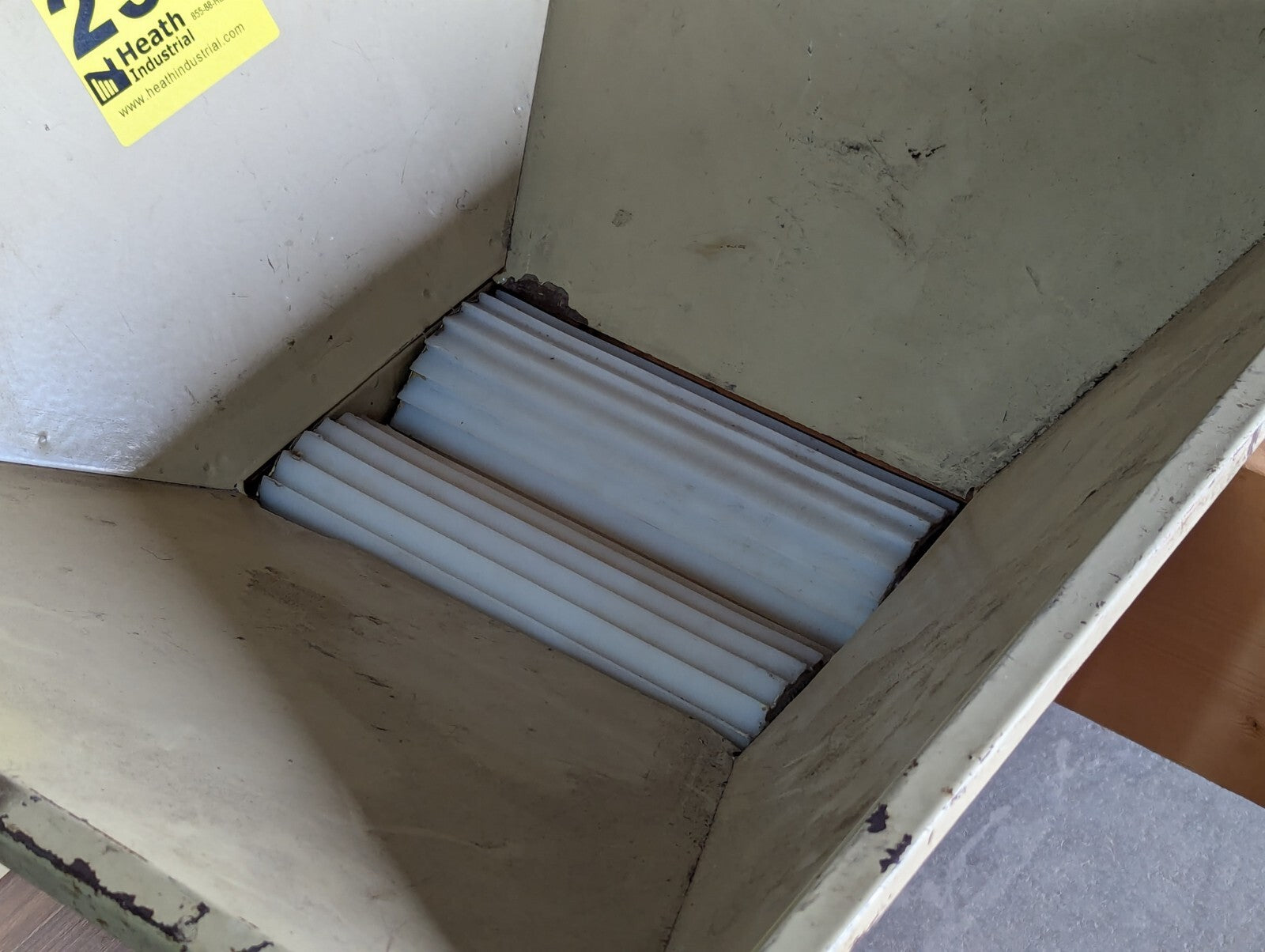 Steel Fruit Crusher with Stand for Pulping, Mashing, Grinding for Wine / Cider