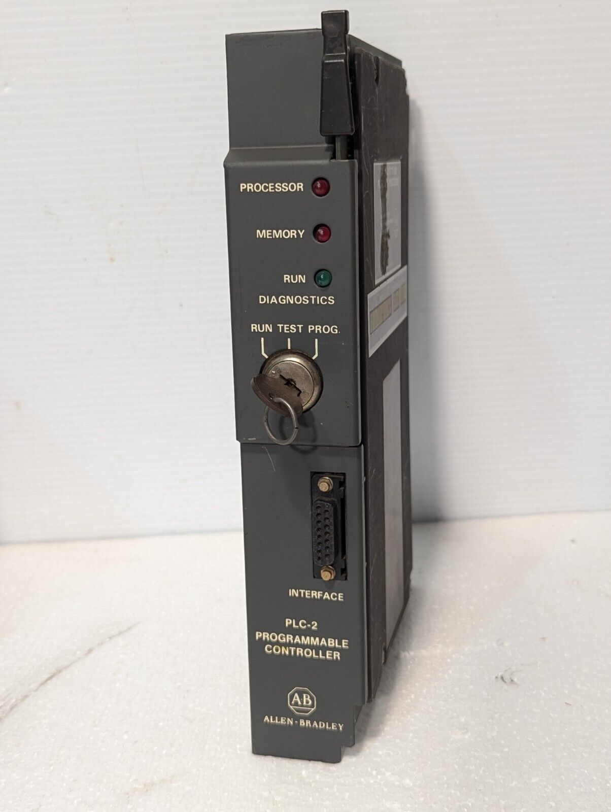 Allen-Bradley 1772-LN2 PLC-2 Mini Processor Programmable Controller with Key