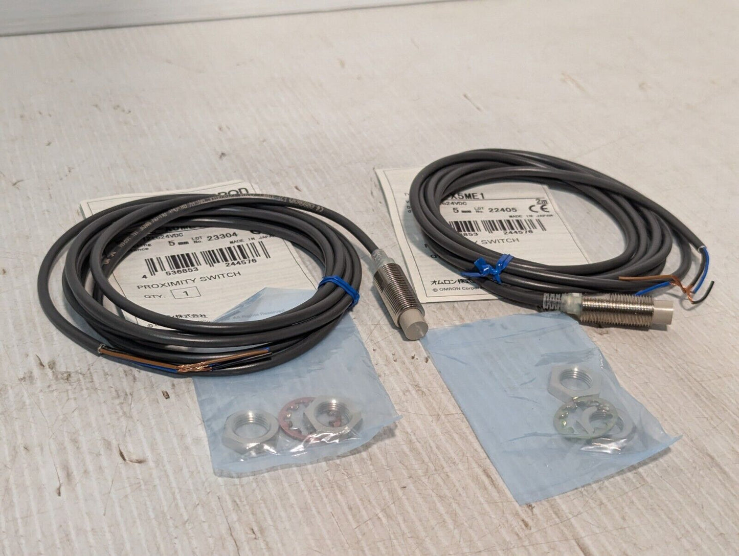 Lot of 2 Omron E2E-X5ME1 Inductive Cylindrical Proximity Sensor - Free Shipping