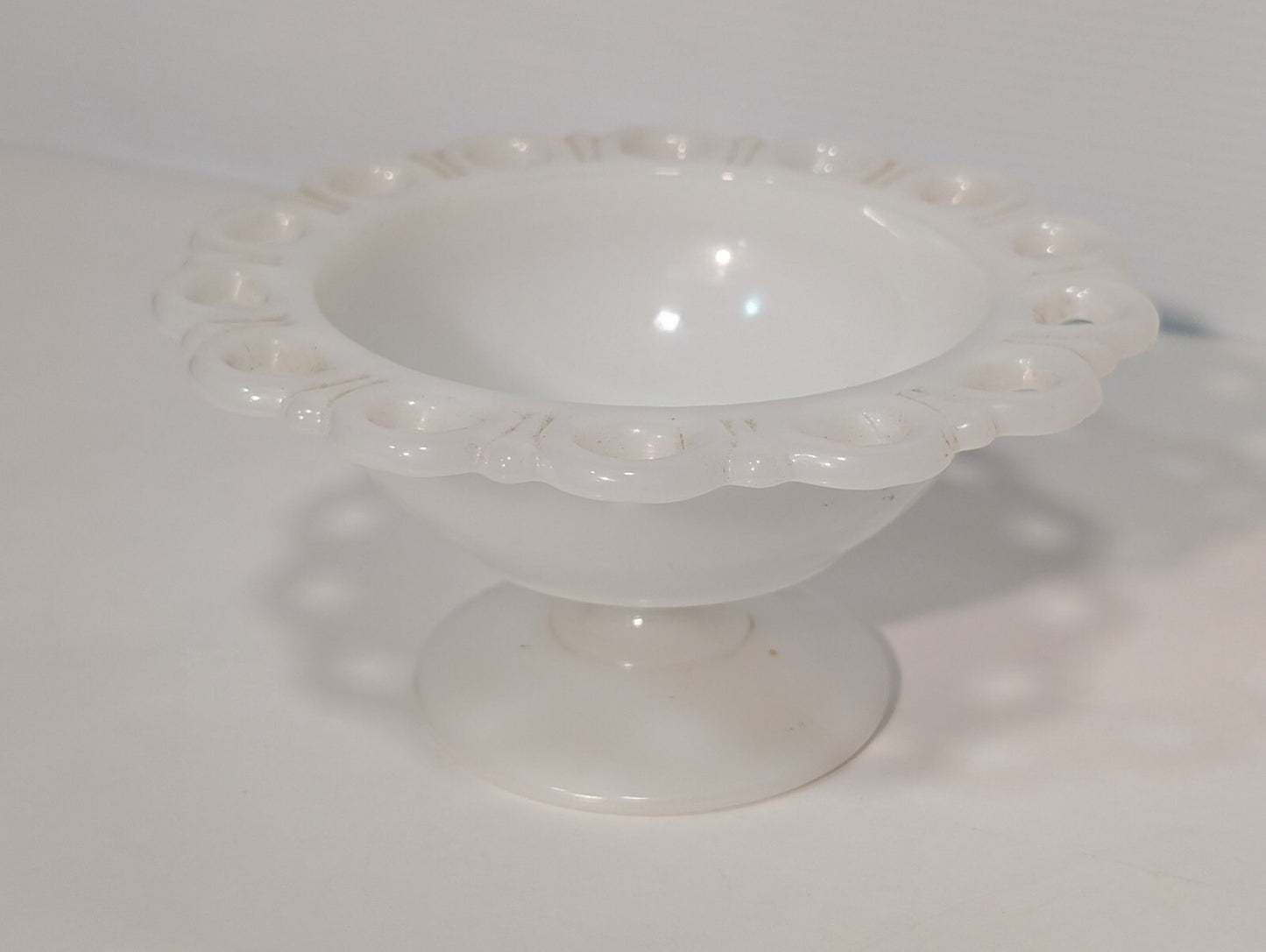 Vintage Anchor Hocking Milk Glass Lace Edge Old Colony Pedestal Compote Dish