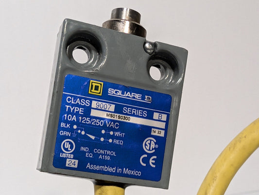 Square D MS01S0300 Enclosed Push Button Limit Switch, Sensor, Automation, 10A