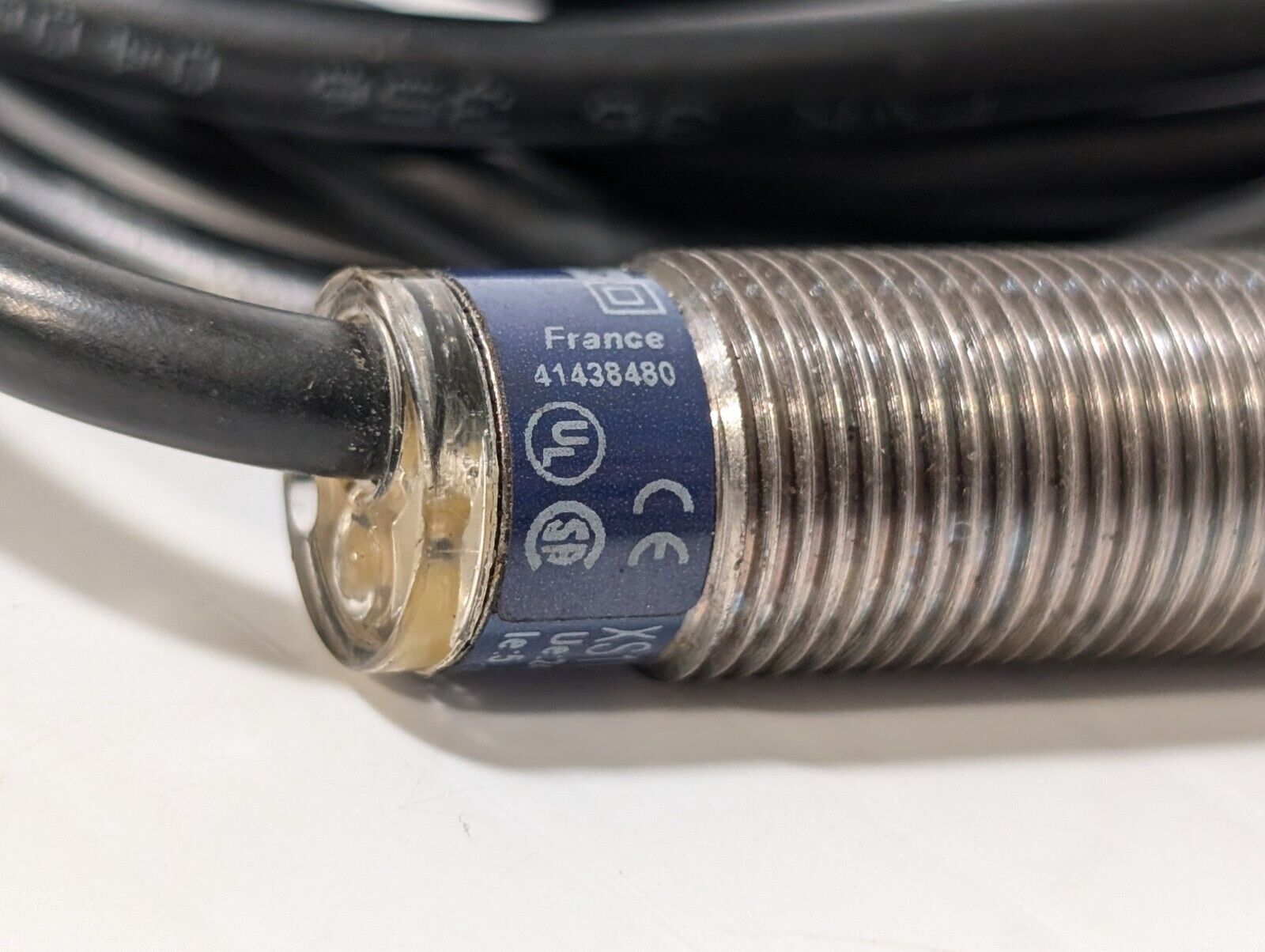Telemecanique Xs1M12Mb230 Proximity Switch 240Vac 200Ma 240Vac 300Ma