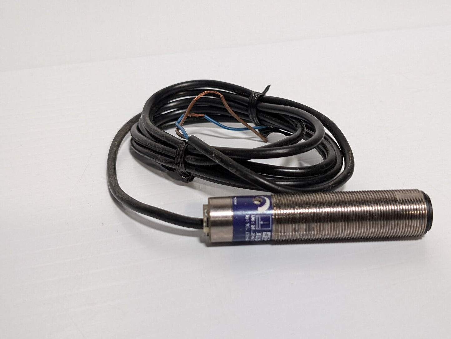 Telemecanique XU2-M18MB230-R Fiber Optic Sensor -Made in France- 240 VAC/DC