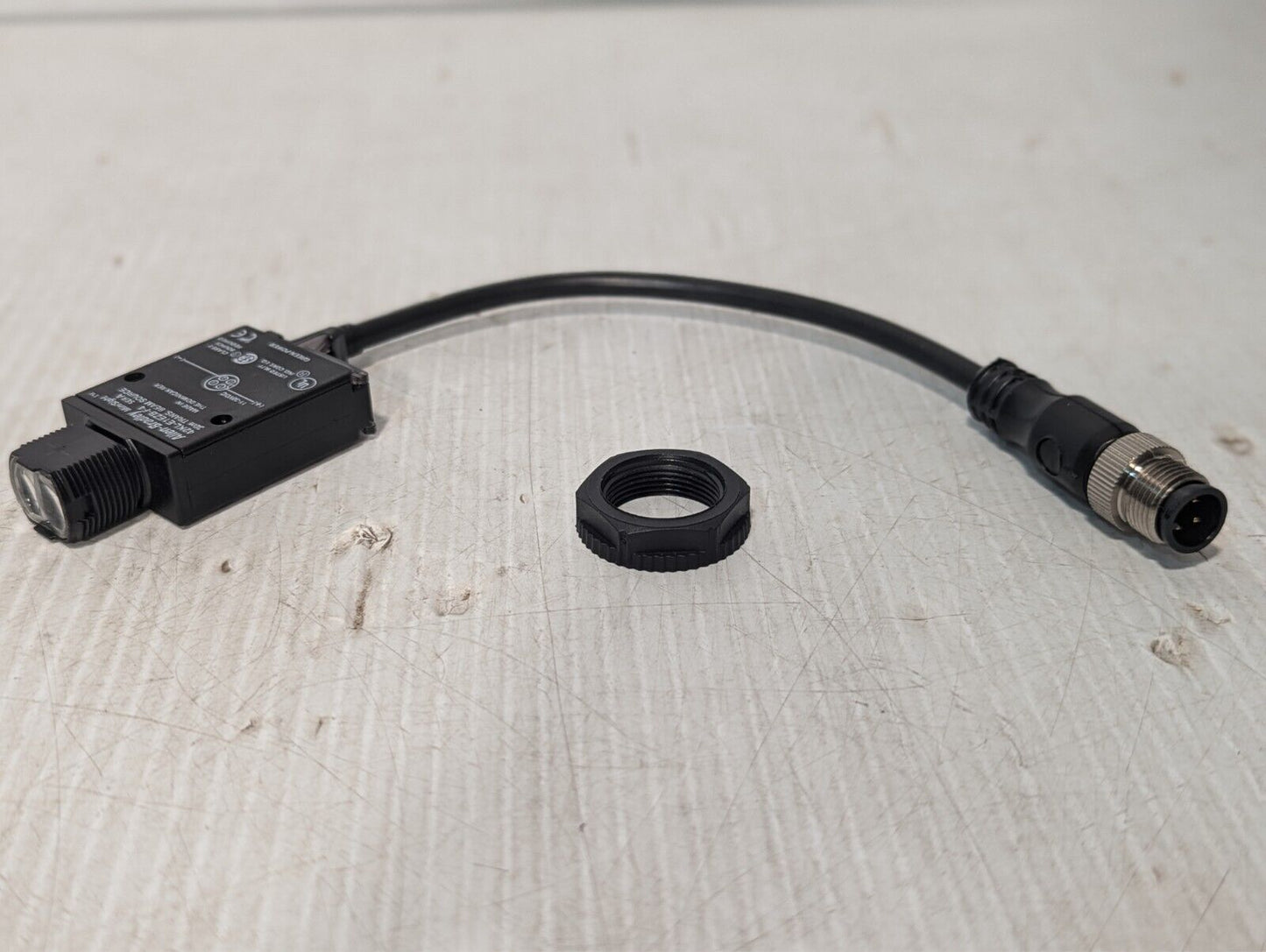 Allen Bradley 42KL-E1EZB-F4 Photoswitch Photoelectric Sensor 11-30VDC-Free Ship