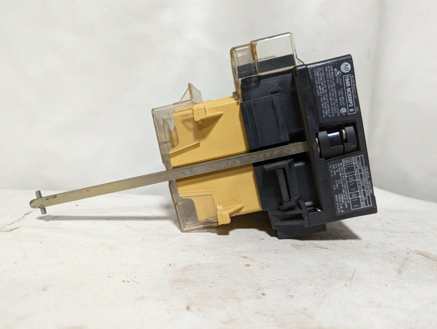 Allen-Bradley 194R-NC030P3, ser. B, fused molded case switch