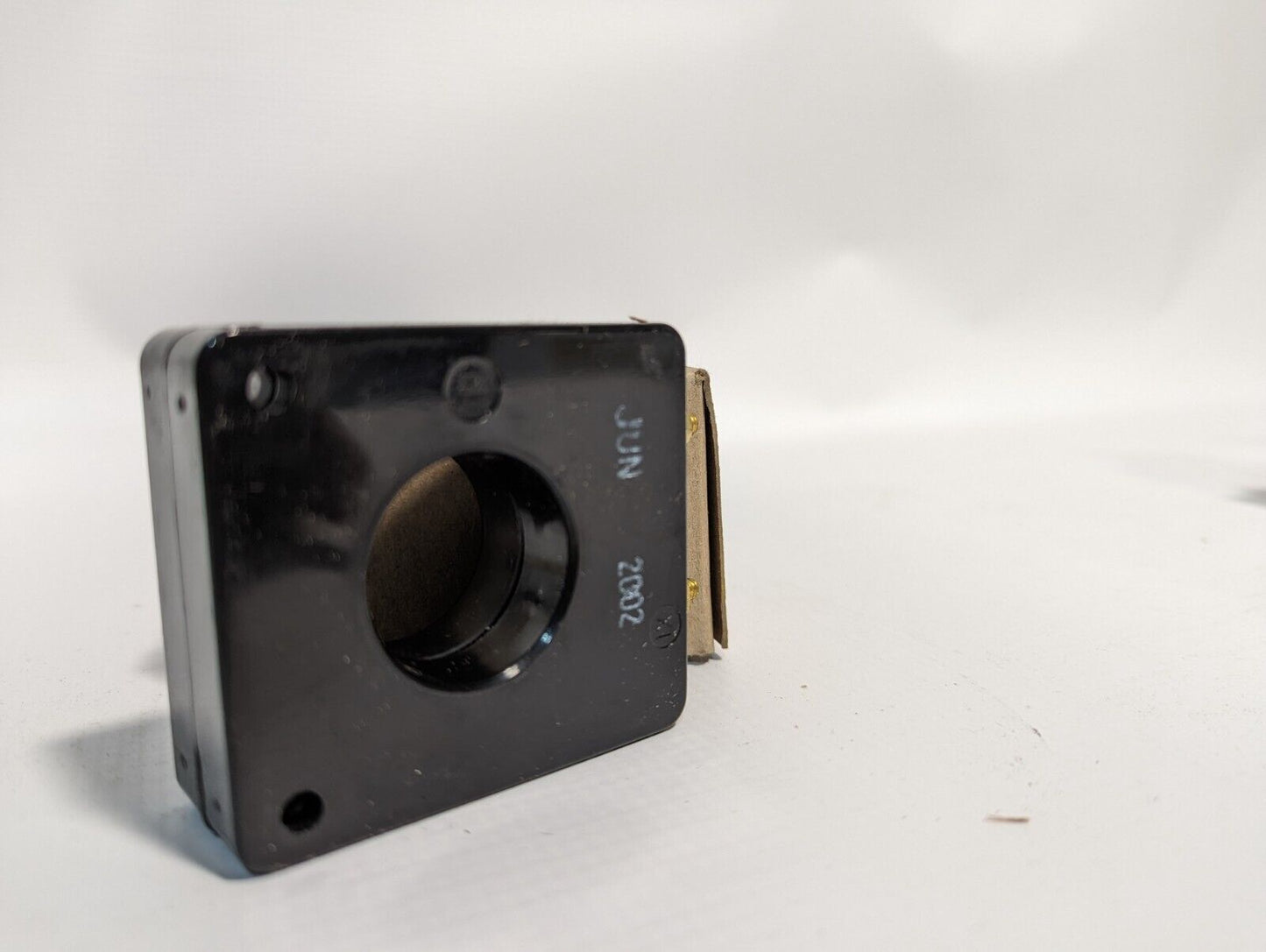Instrument Transformers 2SHT-1000T current transformer, 100T, 50-400Hz, 600V