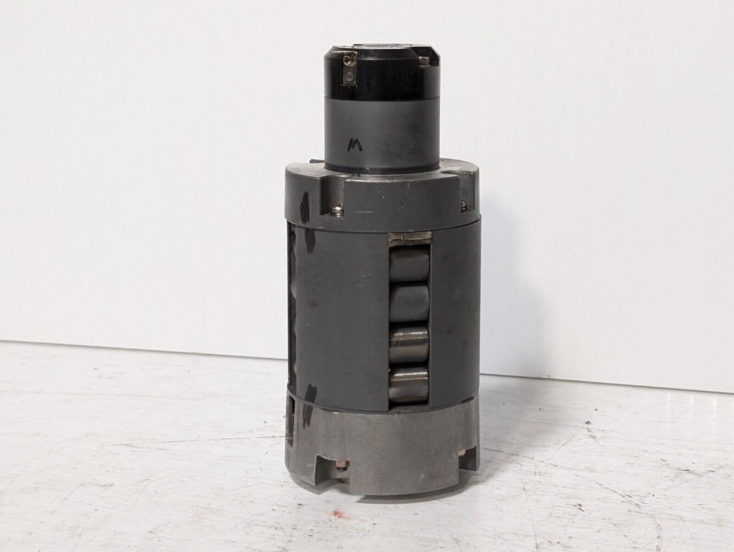 Taskawa ABB UGTMEM-03LBB11 Mini Series DC Servo Motor TG-7SVC