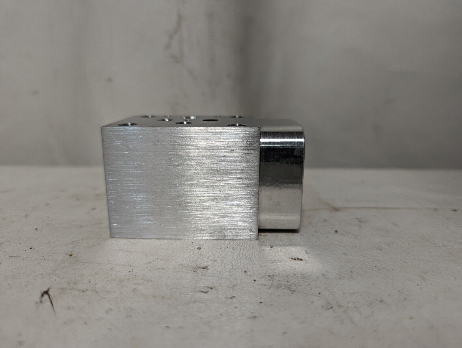 Sun Hydraulics EBP 1BV0-AC manifold, torque 30-35 lbf ft/45-50Nm