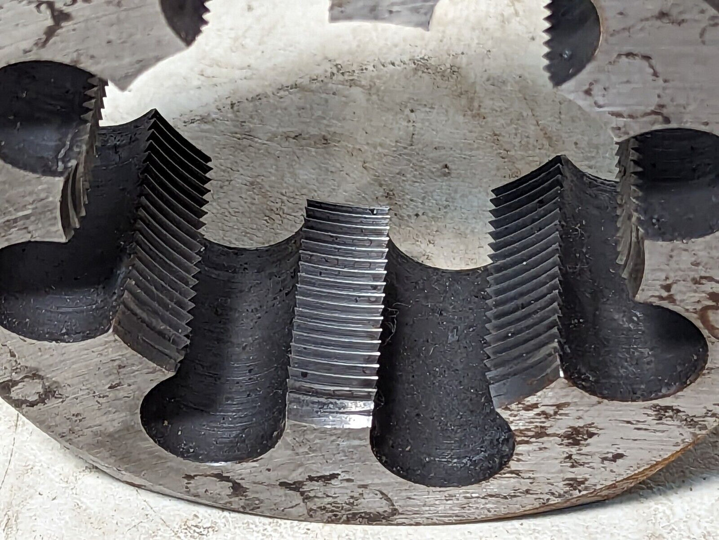 2-3/4-12 hex rethreading die
