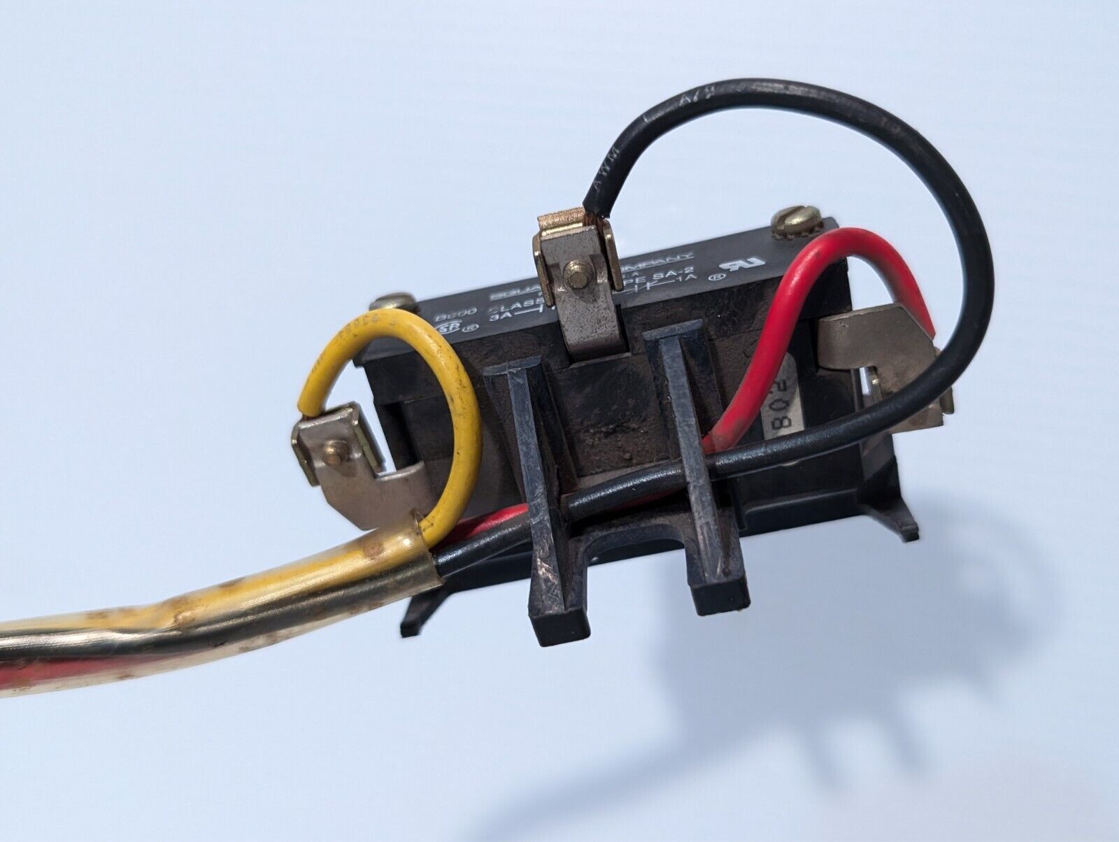 Square D 8536SBG2 motor starter, NEMA sz 0, 3HP, 220/240VAC coil